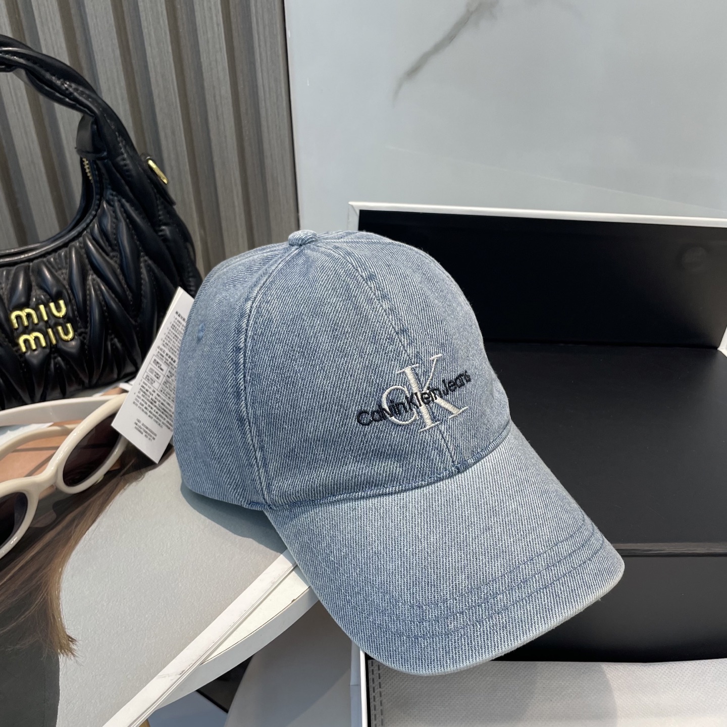 经典款，Calvin Klein，CK刺绣logo棒球帽 请认准高端品质市场唯一对版，小红书推荐，时尚百