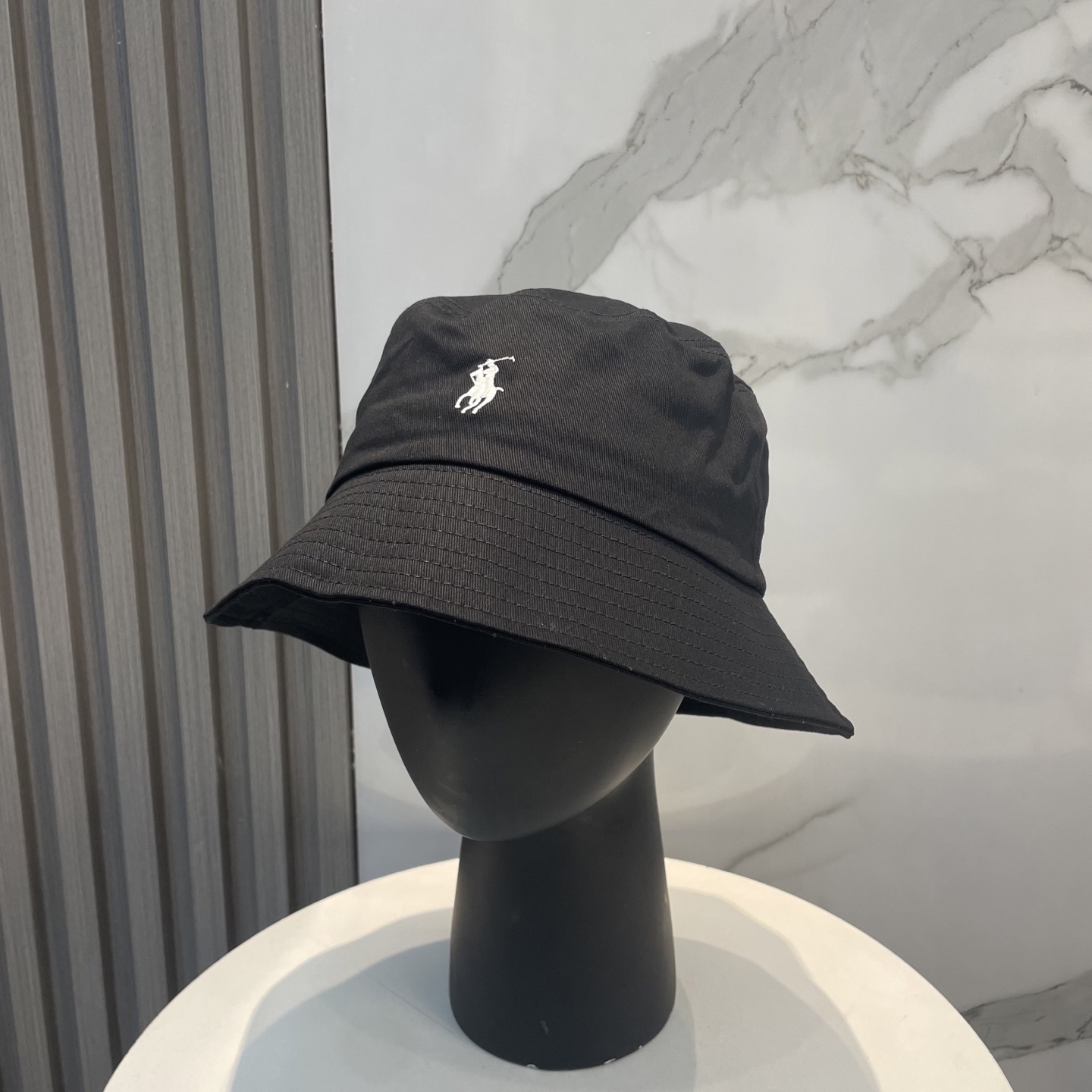 【配防尘袋】【保罗 POLO】最新宫殿经典刺绣渔夫帽，太阳帽，4D刺绣，釆用意大利进囗帆布，精工细做缝制