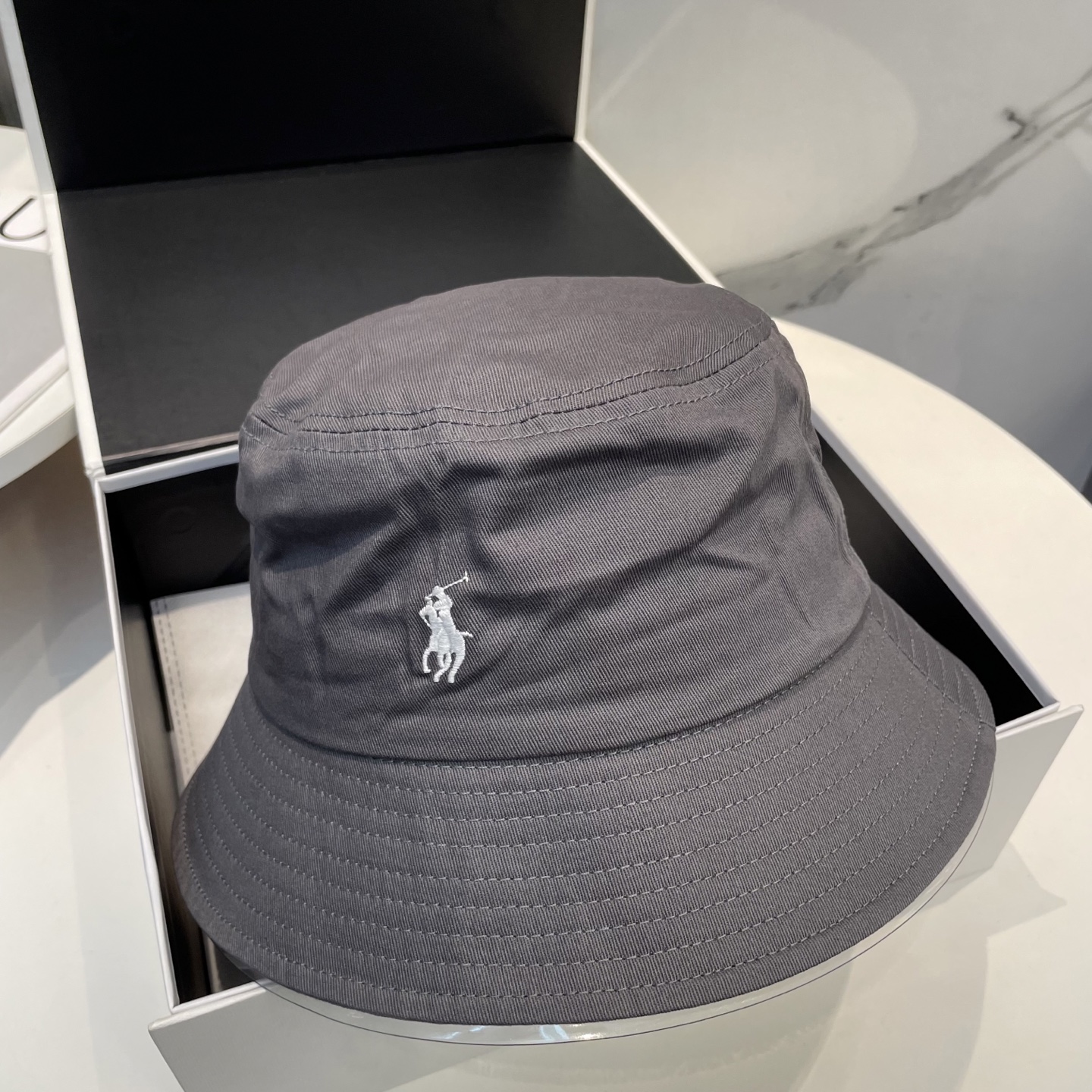 【配防尘袋】【保罗 POLO】最新宫殿经典刺绣渔夫帽，太阳帽，4D刺绣，釆用意大利进囗帆布，精工细做缝制