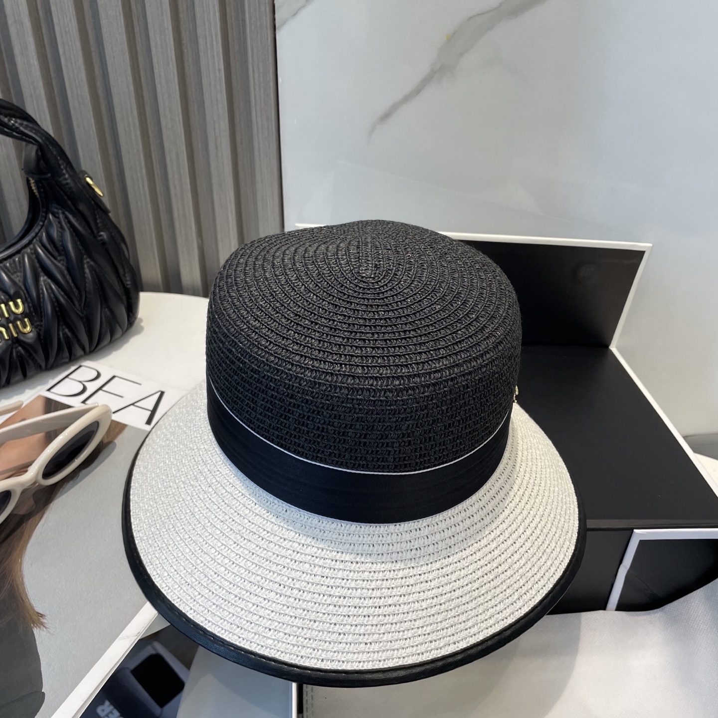 
香奈儿CHANEL2025新款草帽，高级定制，名媛风，细节待上，夏季防晒防紫外线，出行必备，百搭好看