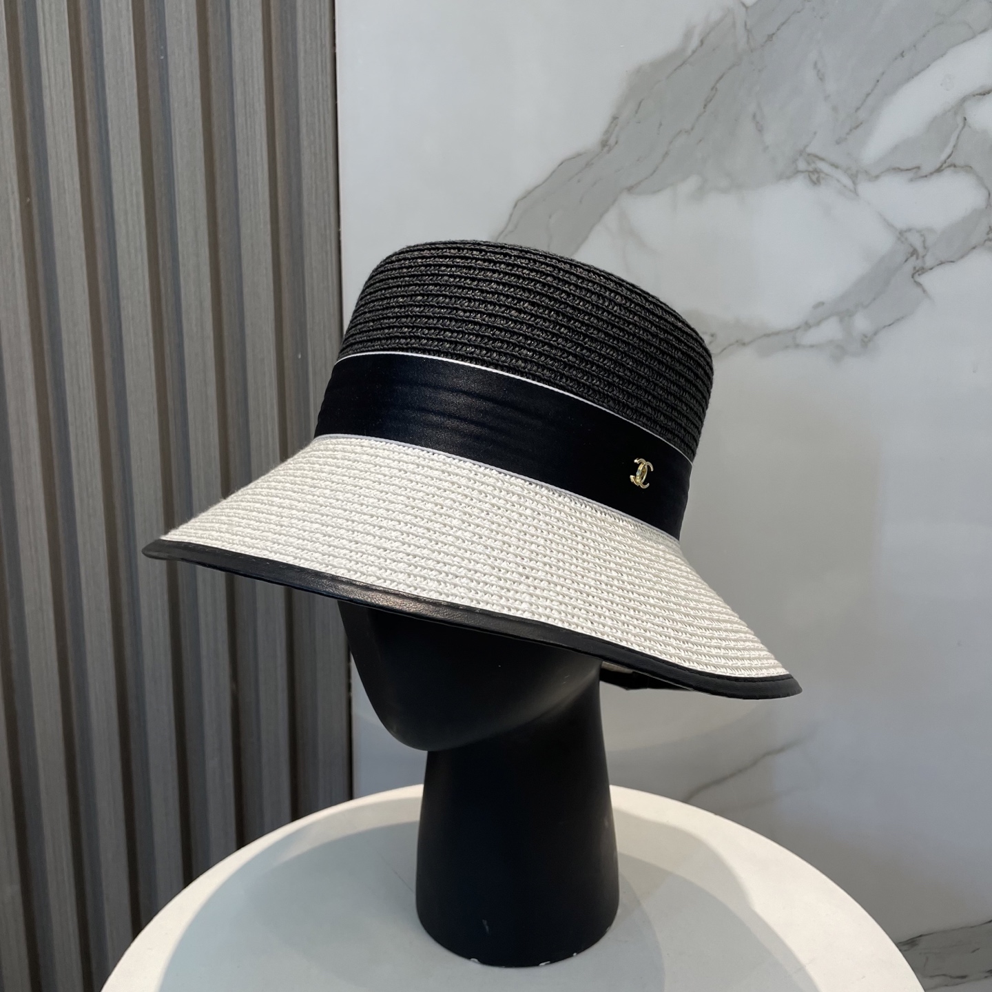 
香奈儿CHANEL2025新款草帽，高级定制，名媛风，细节待上，夏季防晒防紫外线，出行必备，百搭好看