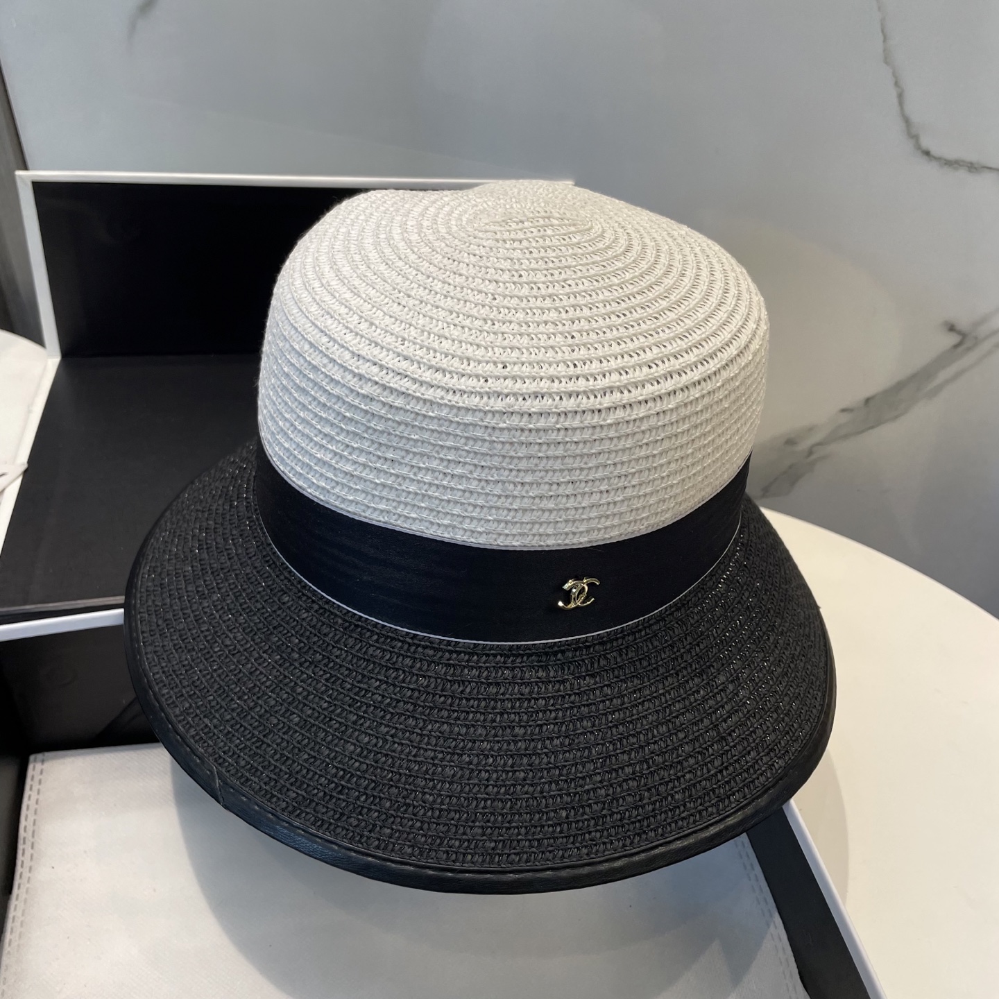 
香奈儿CHANEL2025新款草帽，高级定制，名媛风，细节待上，夏季防晒防紫外线，出行必备，百搭好看