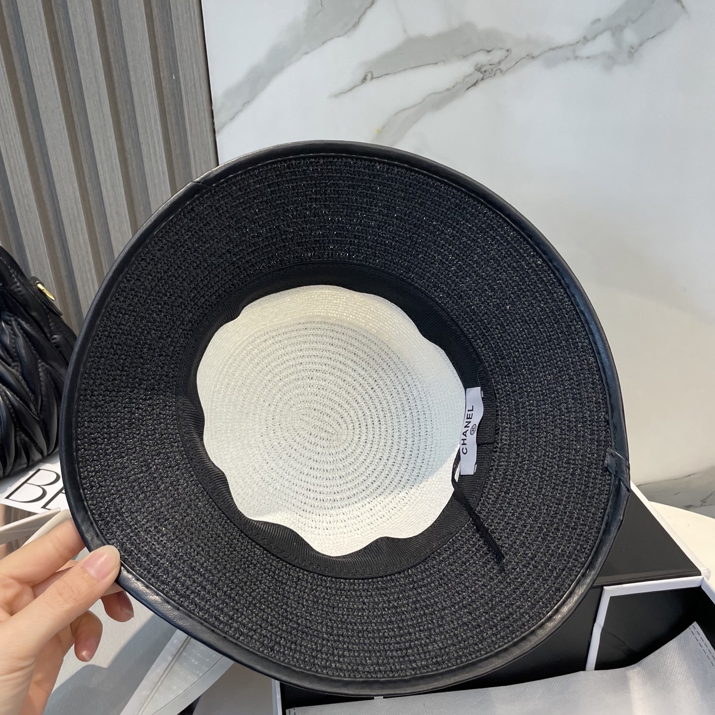 
香奈儿CHANEL2025新款草帽，高级定制，名媛风，细节待上，夏季防晒防紫外线，出行必备，百搭好看