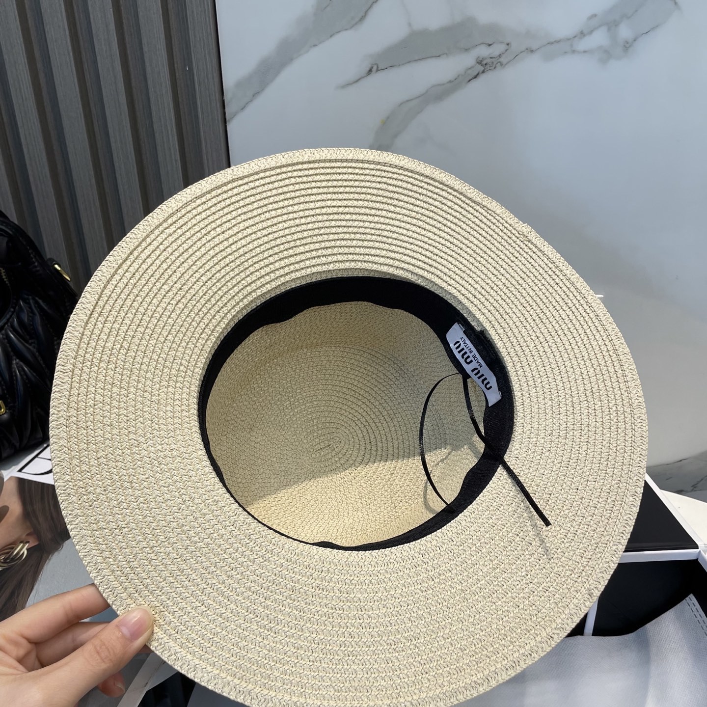 缪缪miumiu新款平顶草帽,高级定制,名媛风,细节待上,夏季防晒防紫外线,出行必备,百搭好看