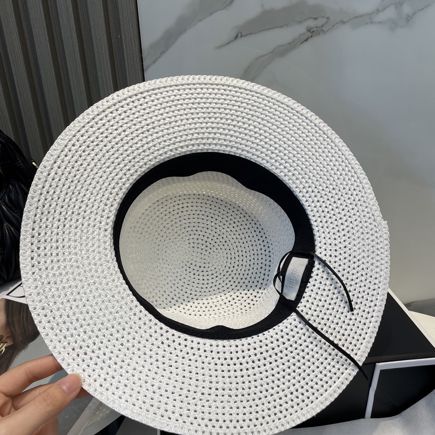 迪奥Dior 新款平顶草帽,高级定制,名媛风,细节待上,夏季防晒防紫外线,出行必备,百搭好看