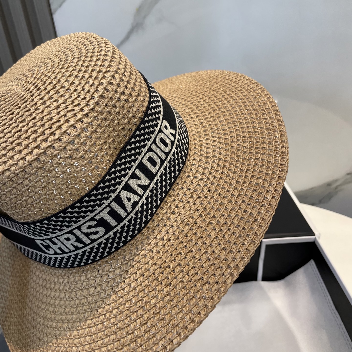 迪奥Dior 新款平顶草帽,高级定制,名媛风,细节待上,夏季防晒防紫外线,出行必备,百搭好看