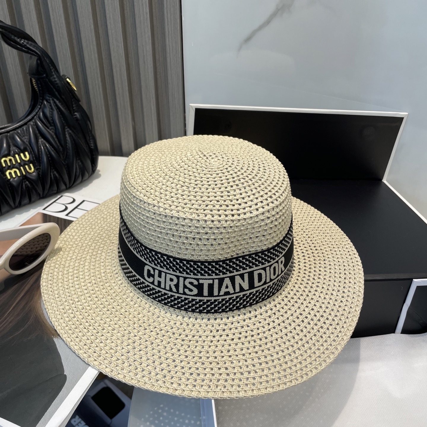 迪奥Dior 新款平顶草帽,高级定制,名媛风,细节待上,夏季防晒防紫外线,出行必备,百搭好看