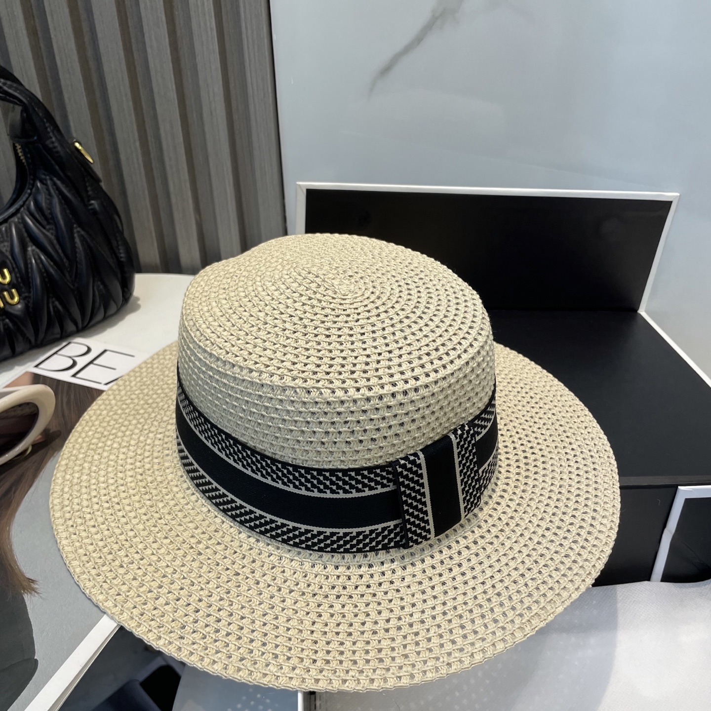 迪奥Dior 新款平顶草帽,高级定制,名媛风,细节待上,夏季防晒防紫外线,出行必备,百搭好看