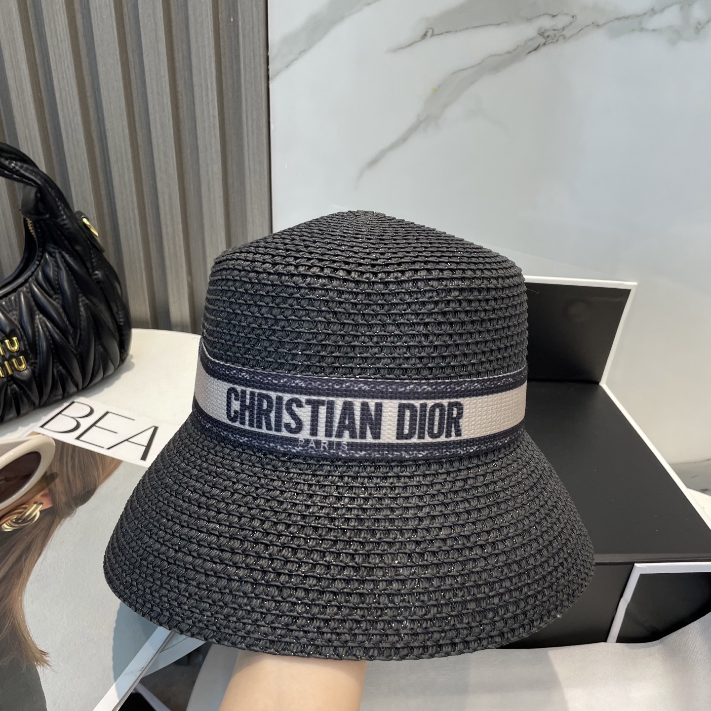 
迪奥Dior 新款草帽，高级定制，名媛风，细节待上，夏季防晒防紫外线，出行必备，百搭好看