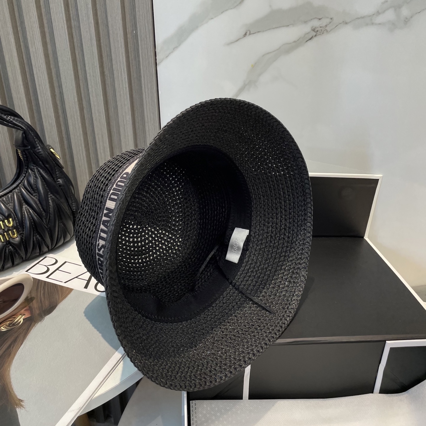 
迪奥Dior 新款草帽，高级定制，名媛风，细节待上，夏季防晒防紫外线，出行必备，百搭好看