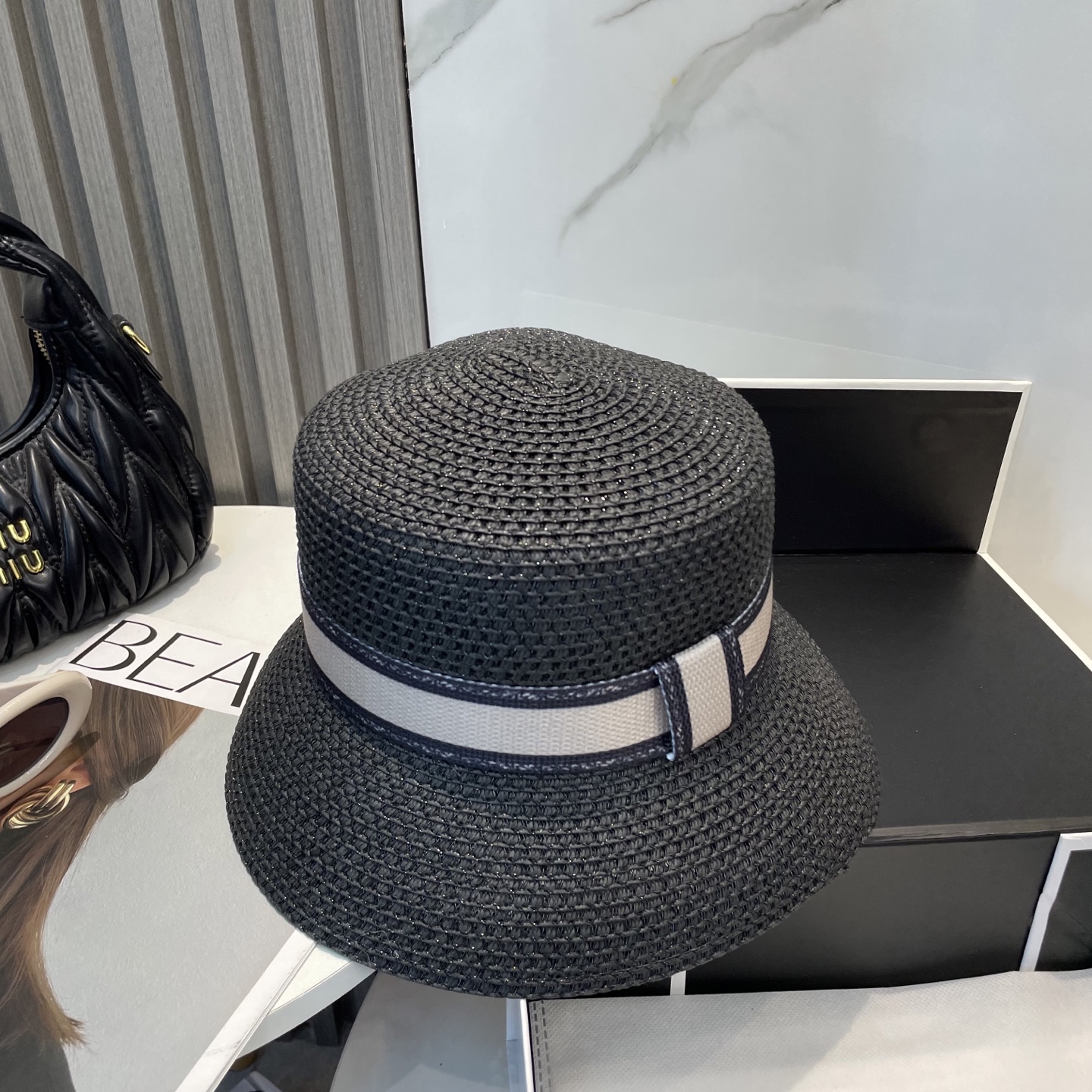 
迪奥Dior 新款草帽，高级定制，名媛风，细节待上，夏季防晒防紫外线，出行必备，百搭好看