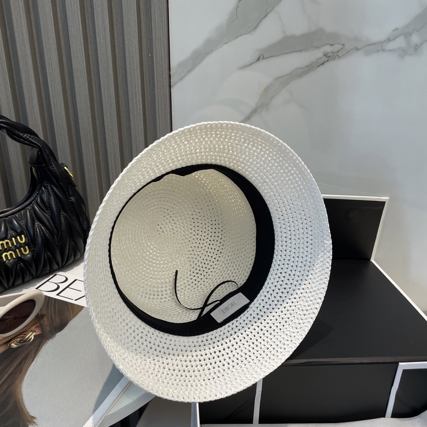 
迪奥Dior 新款草帽，高级定制，名媛风，细节待上，夏季防晒防紫外线，出行必备，百搭好看