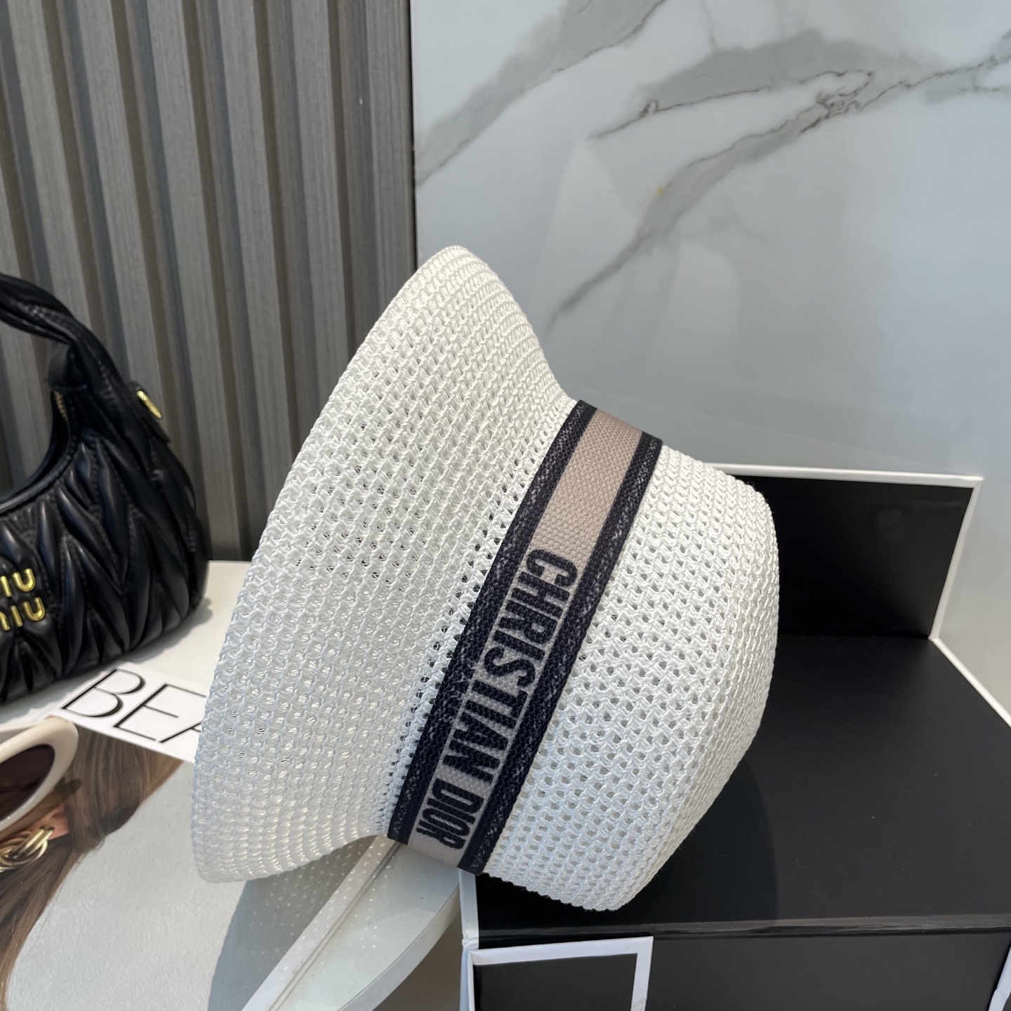 
迪奥Dior 新款草帽，高级定制，名媛风，细节待上，夏季防晒防紫外线，出行必备，百搭好看