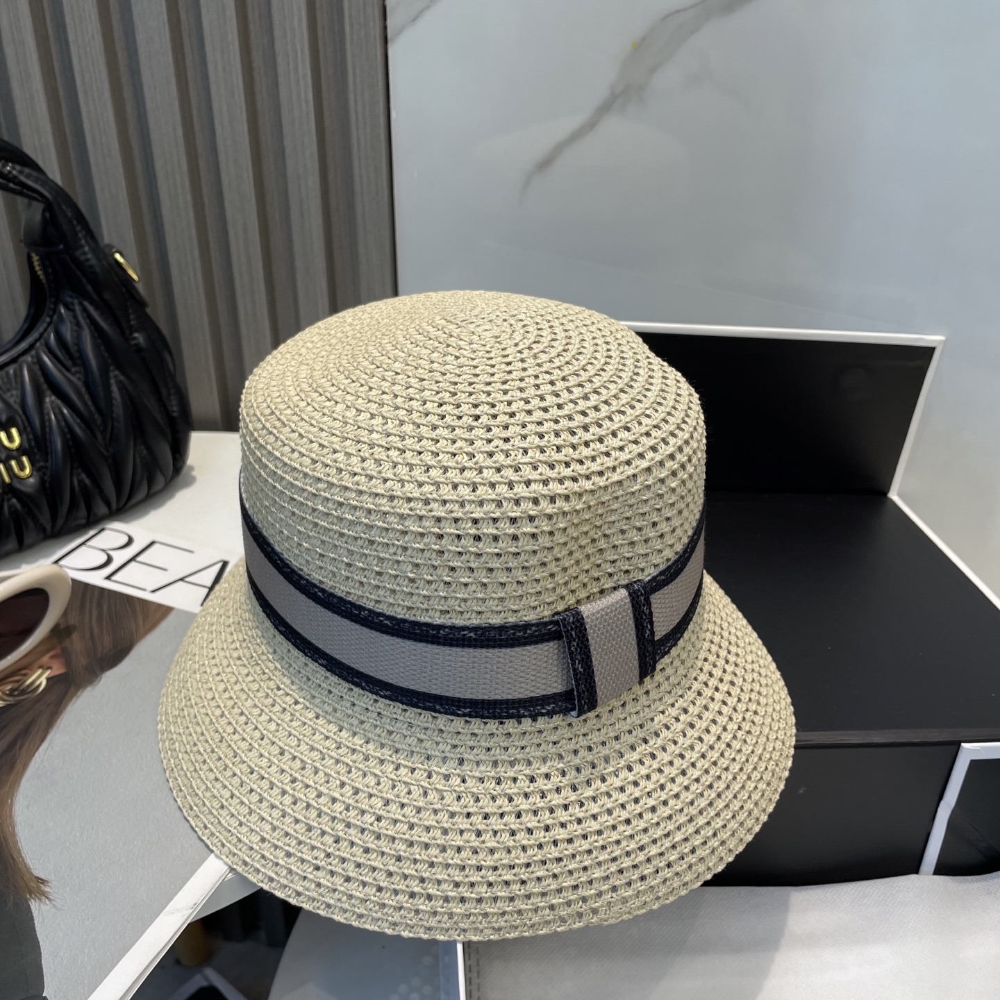 
迪奥Dior 新款草帽，高级定制，名媛风，细节待上，夏季防晒防紫外线，出行必备，百搭好看