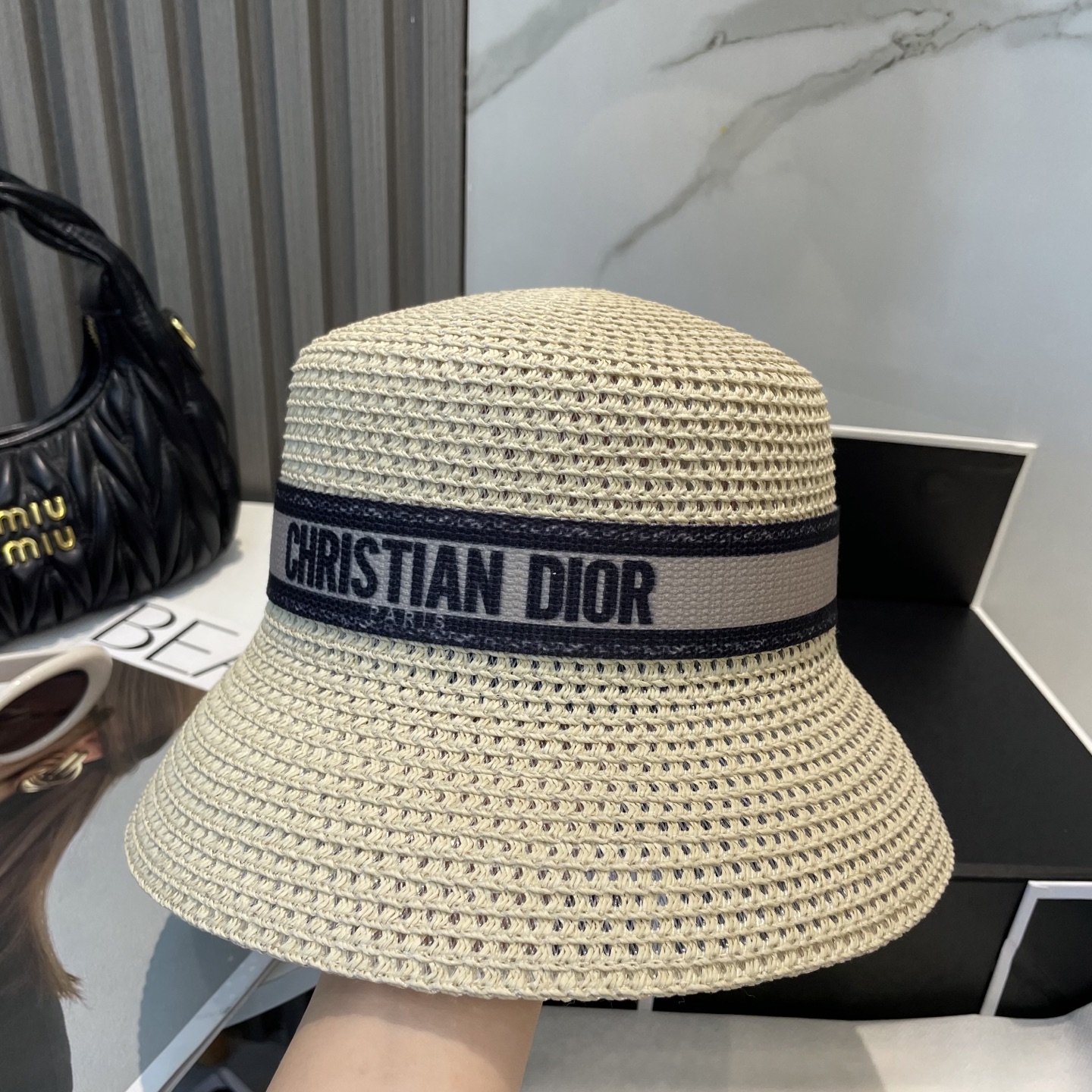 
迪奥Dior 新款草帽，高级定制，名媛风，细节待上，夏季防晒防紫外线，出行必备，百搭好看