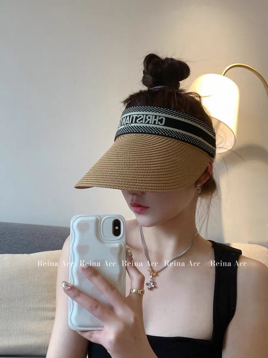 Chapeau Visière Tressé Dior Été: Élégance et Protection Solaire