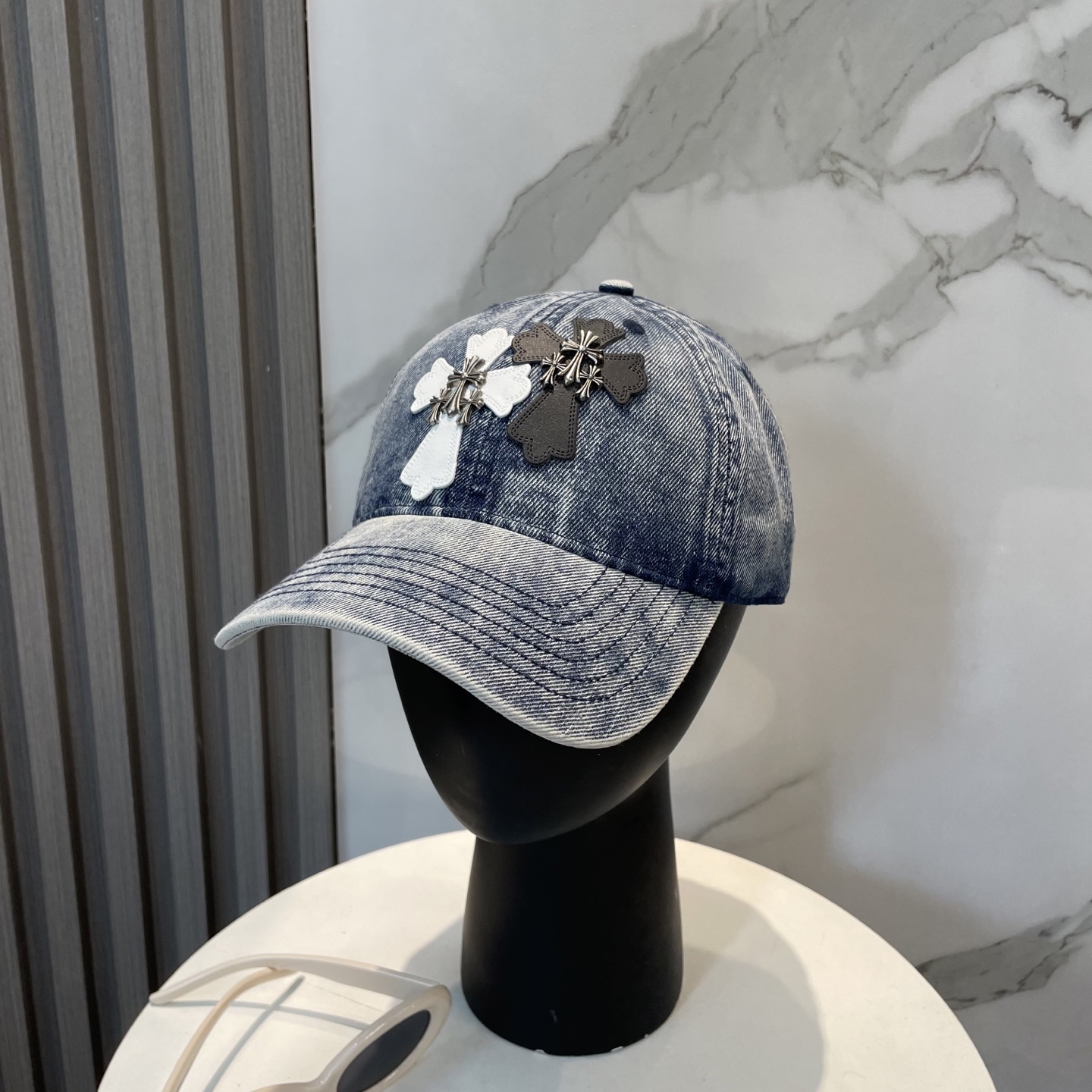  克罗心 🆕🆕25新款棒球帽，个性时尚经典十字架标志，休闲带点酷酷的感觉，中性款
男女同款！超好搭！
头