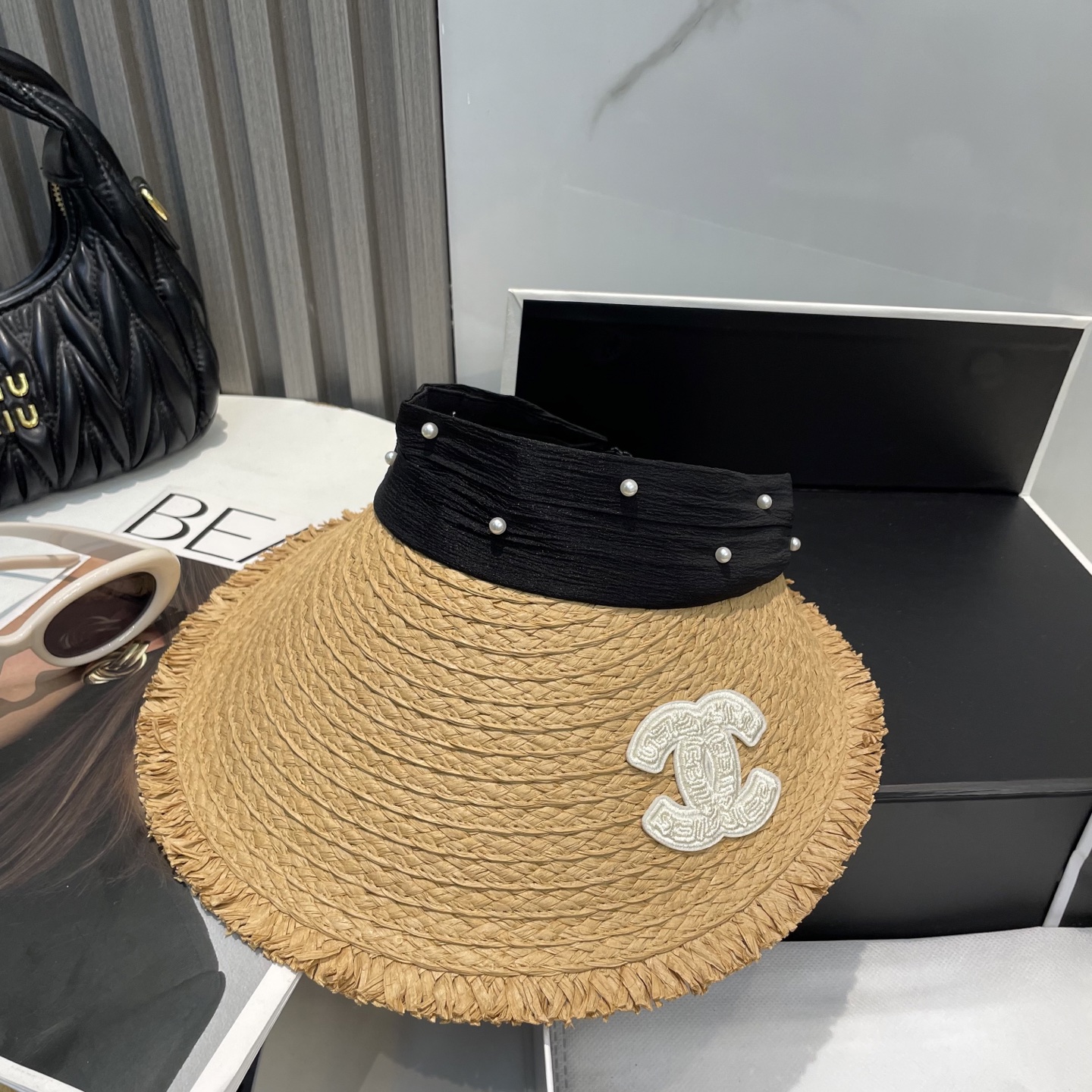 [Chanel Hats]Chanel new hollow top hat sweet windBecause the overall hat is