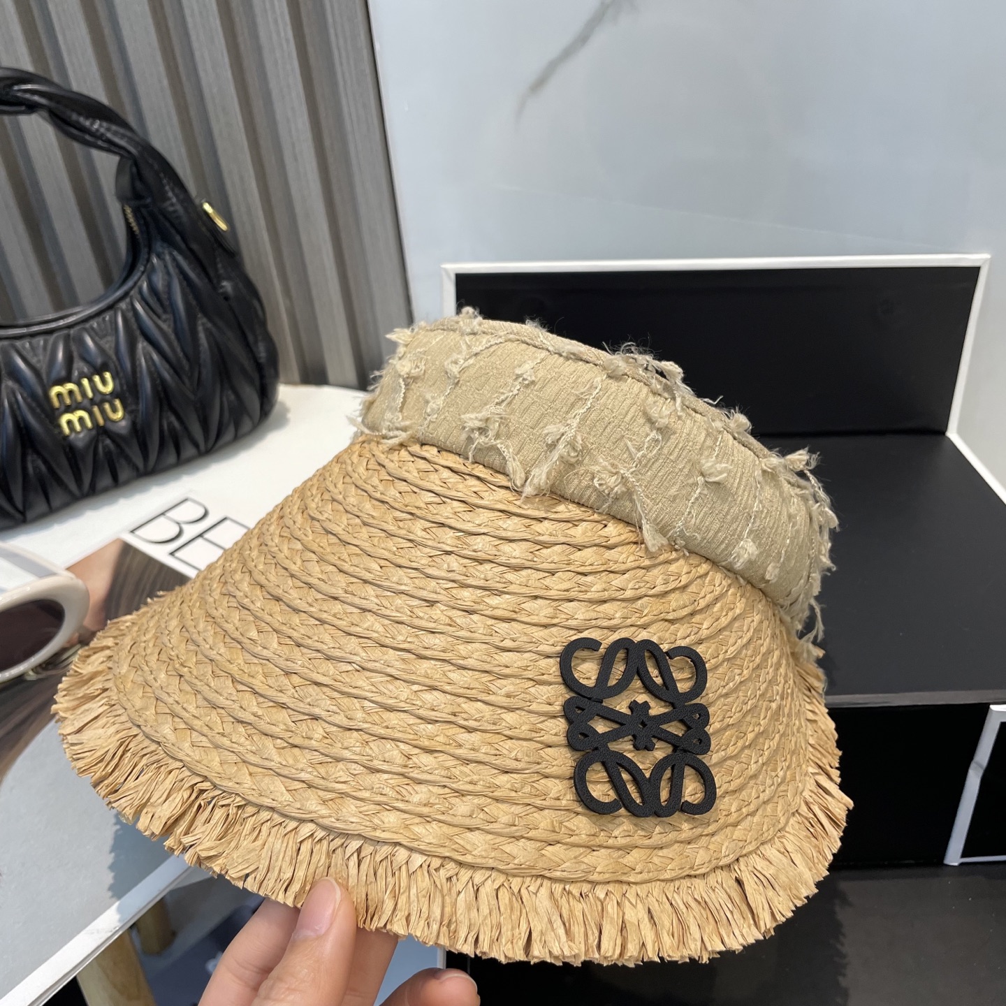 [Loewe Eyewear]Luo Yiwei LOEWE new hollow top hatA sunshade hat that you wi