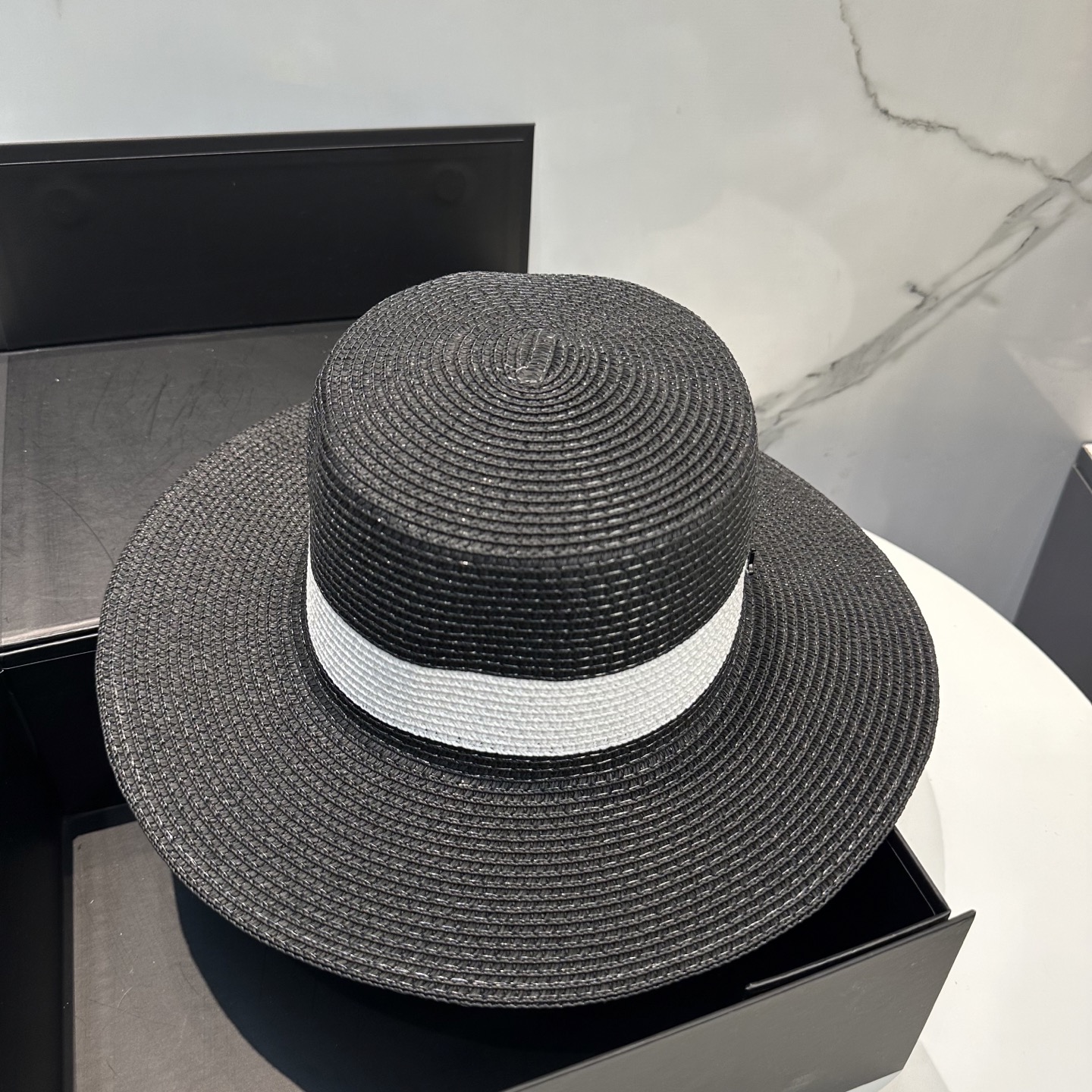 
迪奥 Dior2025新款草帽，高级定制，名媛风，细节待上，夏季防晒防紫外线，出行必备，百搭好看