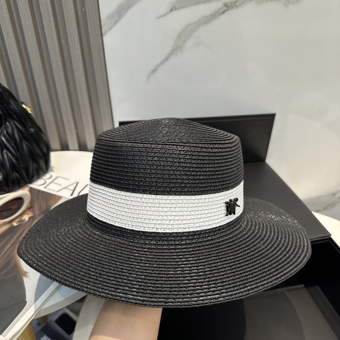 
迪奥 Dior2025新款草帽，高级定制，名媛风，细节待上，夏季防晒防紫外线，出行必备，百搭好看