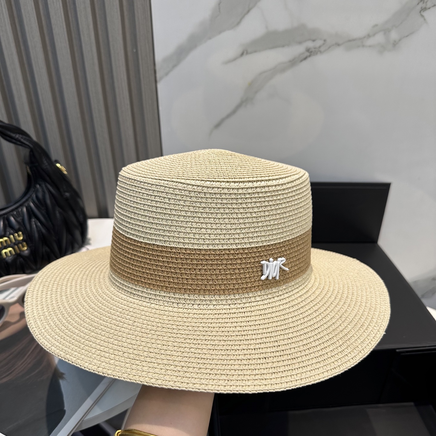 
迪奥 Dior2025新款草帽，高级定制，名媛风，细节待上，夏季防晒防紫外线，出行必备，百搭好看