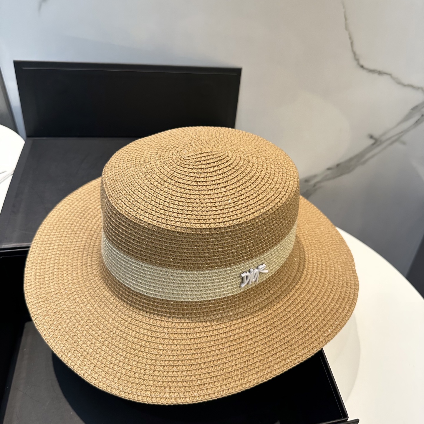 
迪奥 Dior2025新款草帽，高级定制，名媛风，细节待上，夏季防晒防紫外线，出行必备，百搭好看