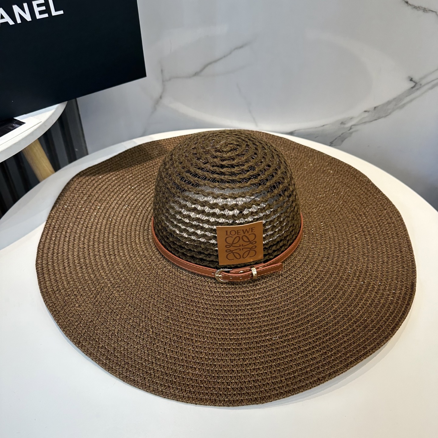  LOEWE罗意威大檐帽，太阳大草帽，细草制作，官方款开模，非市场普通版本,头围57cm