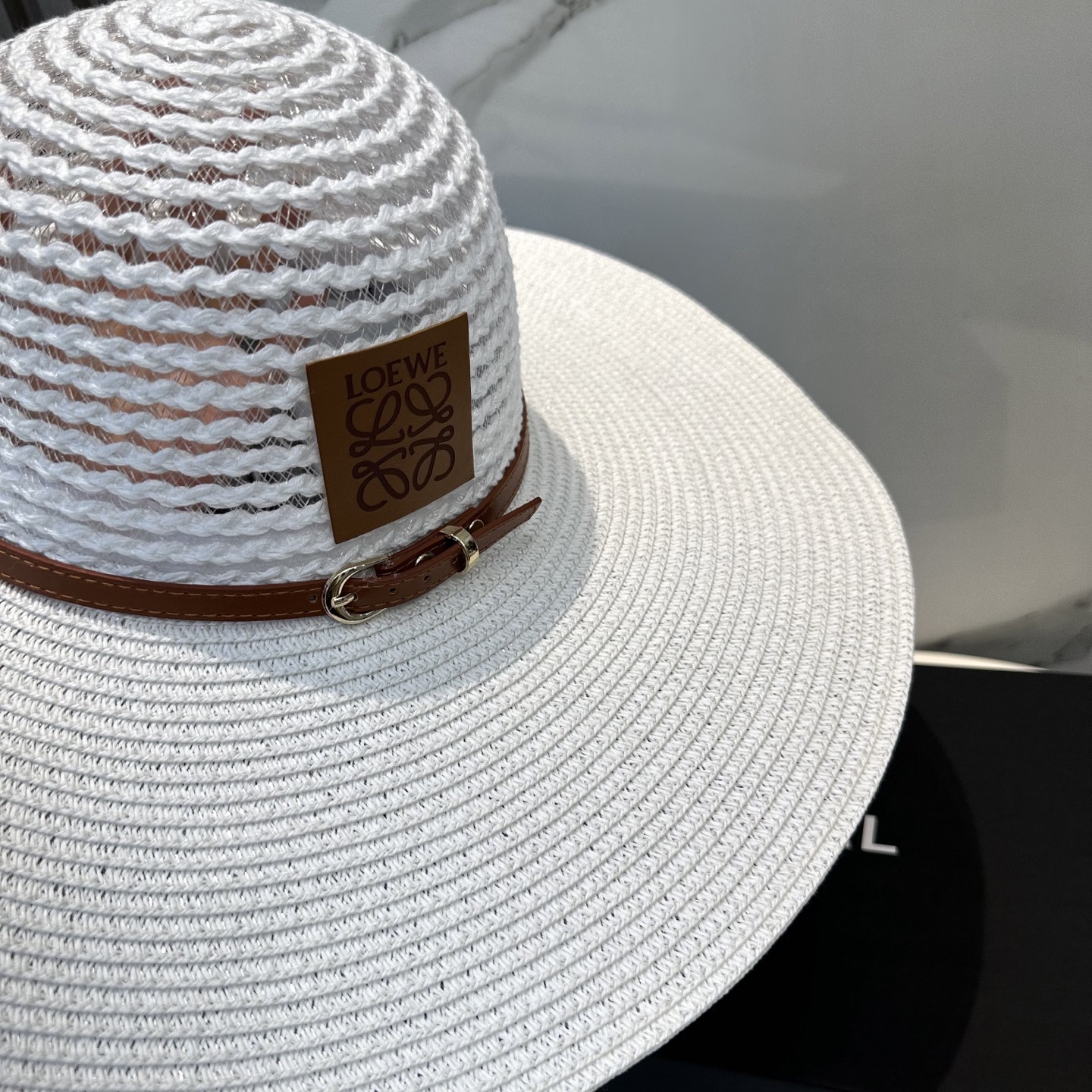  LOEWE罗意威大檐帽，太阳大草帽，细草制作，官方款开模，非市场普通版本,头围57cm