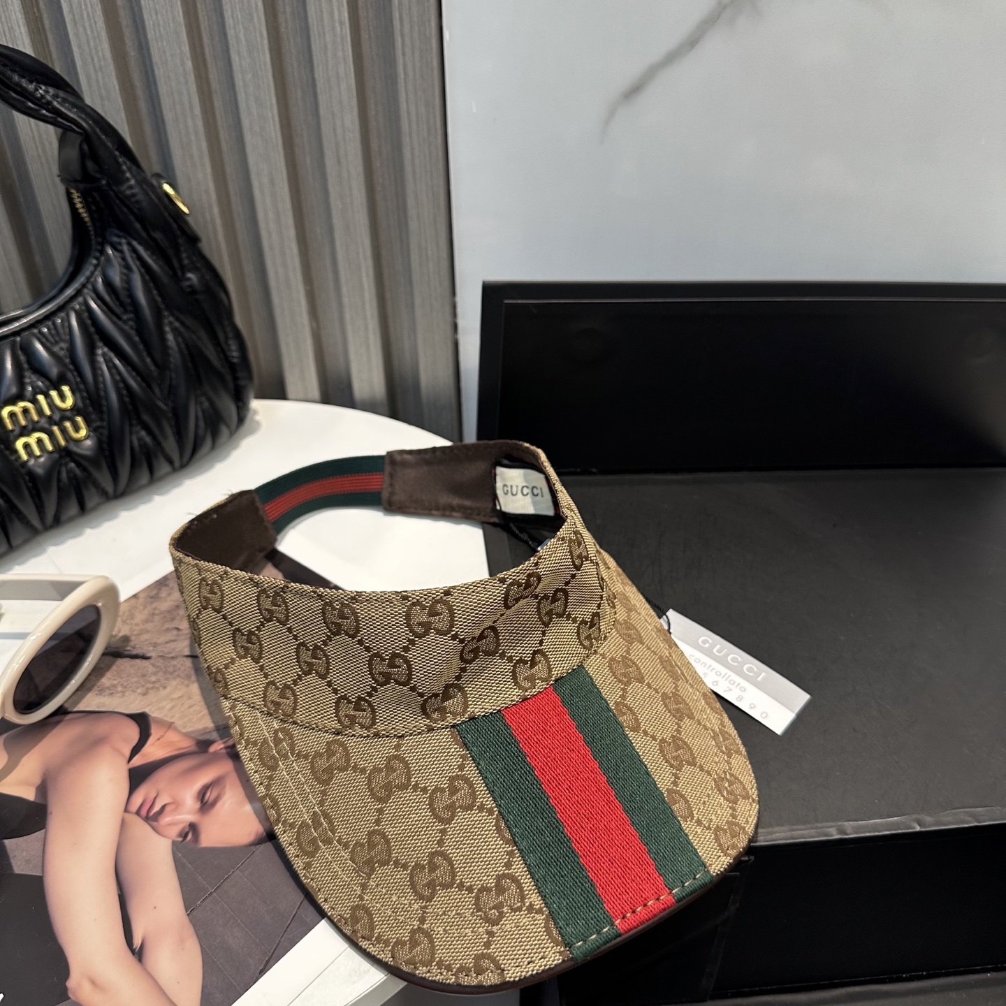  Gucci(古奇)最新原单宽版织带空顶帽。专柜11开模订制，最高版本，原版帆布料，轻盈透气！实物拍摄，