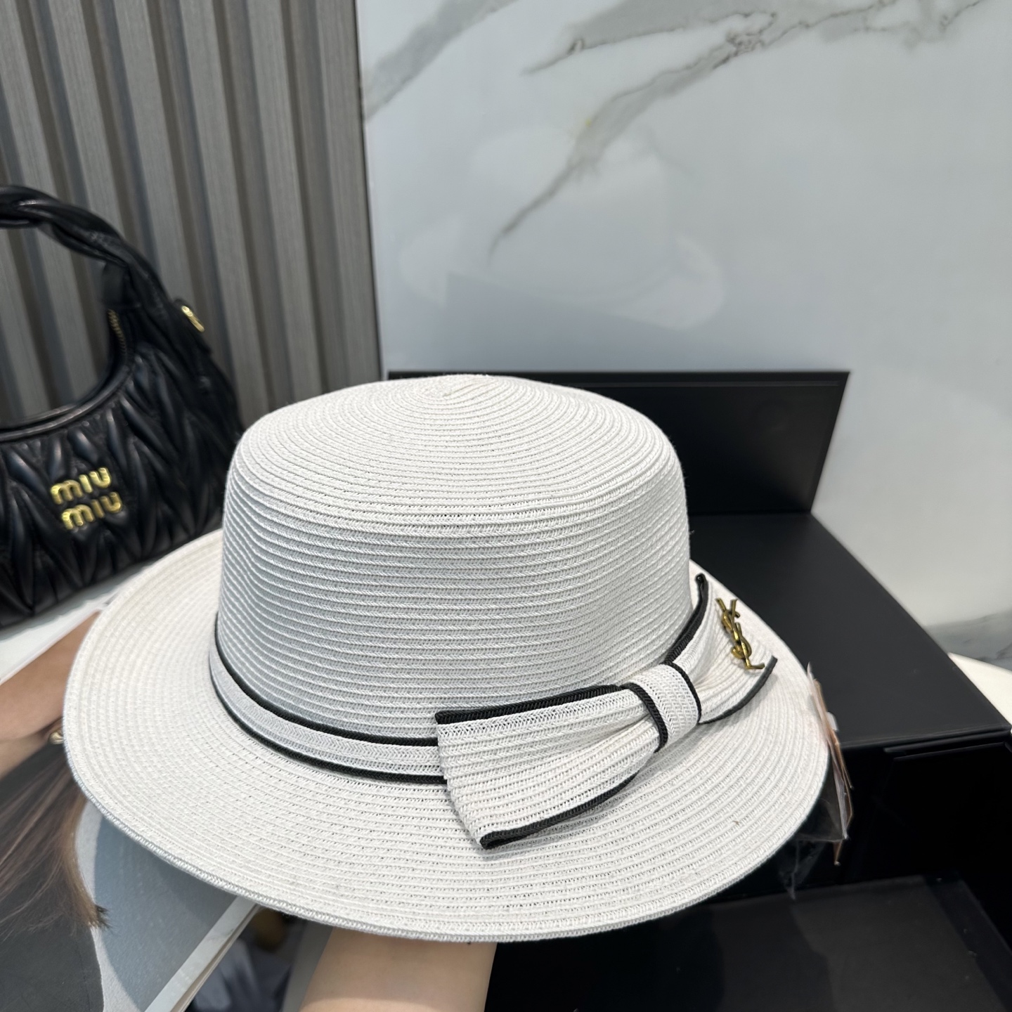 
香奈儿 2025新款平顶草帽，高级定制，名媛风，细节待上，夏季防晒防紫外线，出行必备，百搭好看