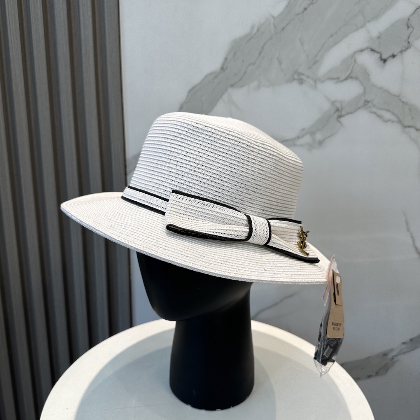 
香奈儿 2025新款平顶草帽，高级定制，名媛风，细节待上，夏季防晒防紫外线，出行必备，百搭好看