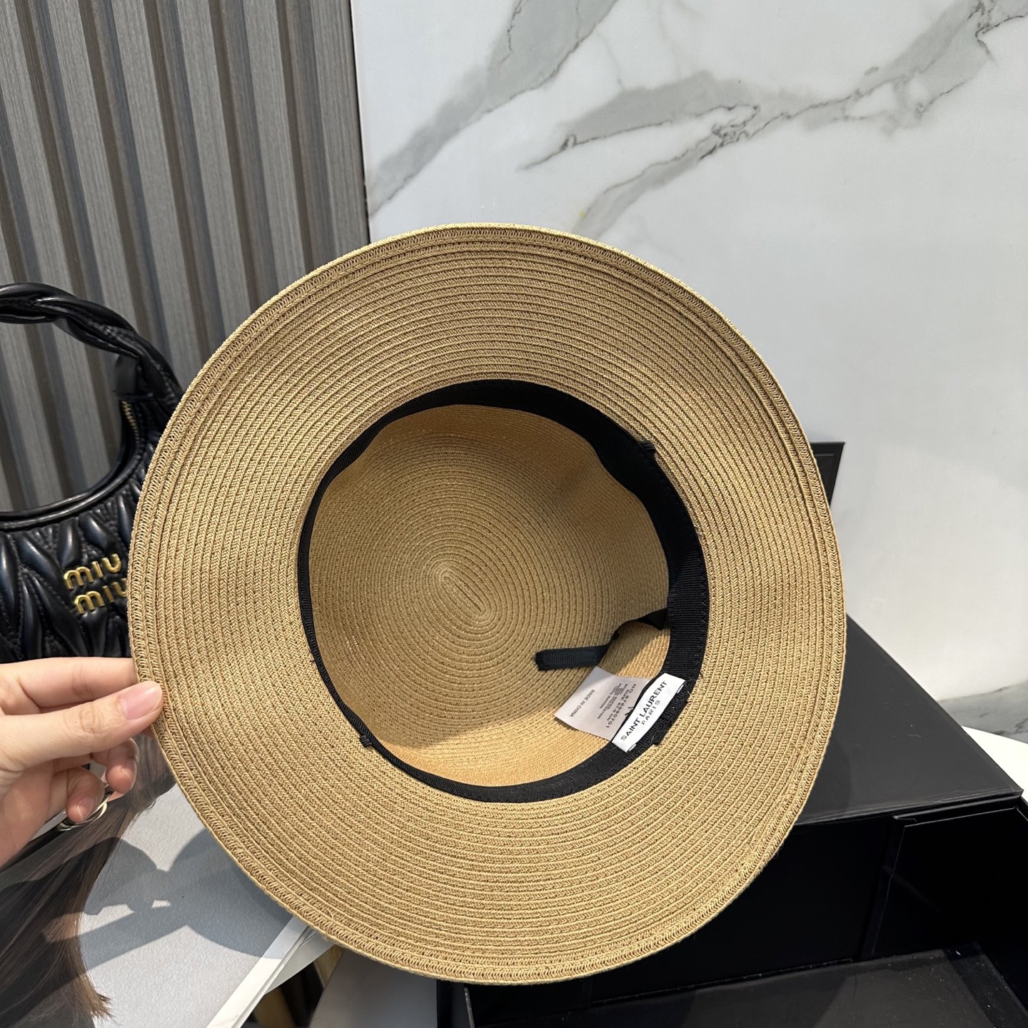 
香奈儿 2025新款平顶草帽，高级定制，名媛风，细节待上，夏季防晒防紫外线，出行必备，百搭好看