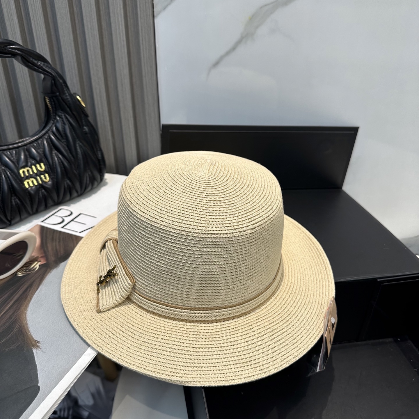 
香奈儿 2025新款平顶草帽，高级定制，名媛风，细节待上，夏季防晒防紫外线，出行必备，百搭好看