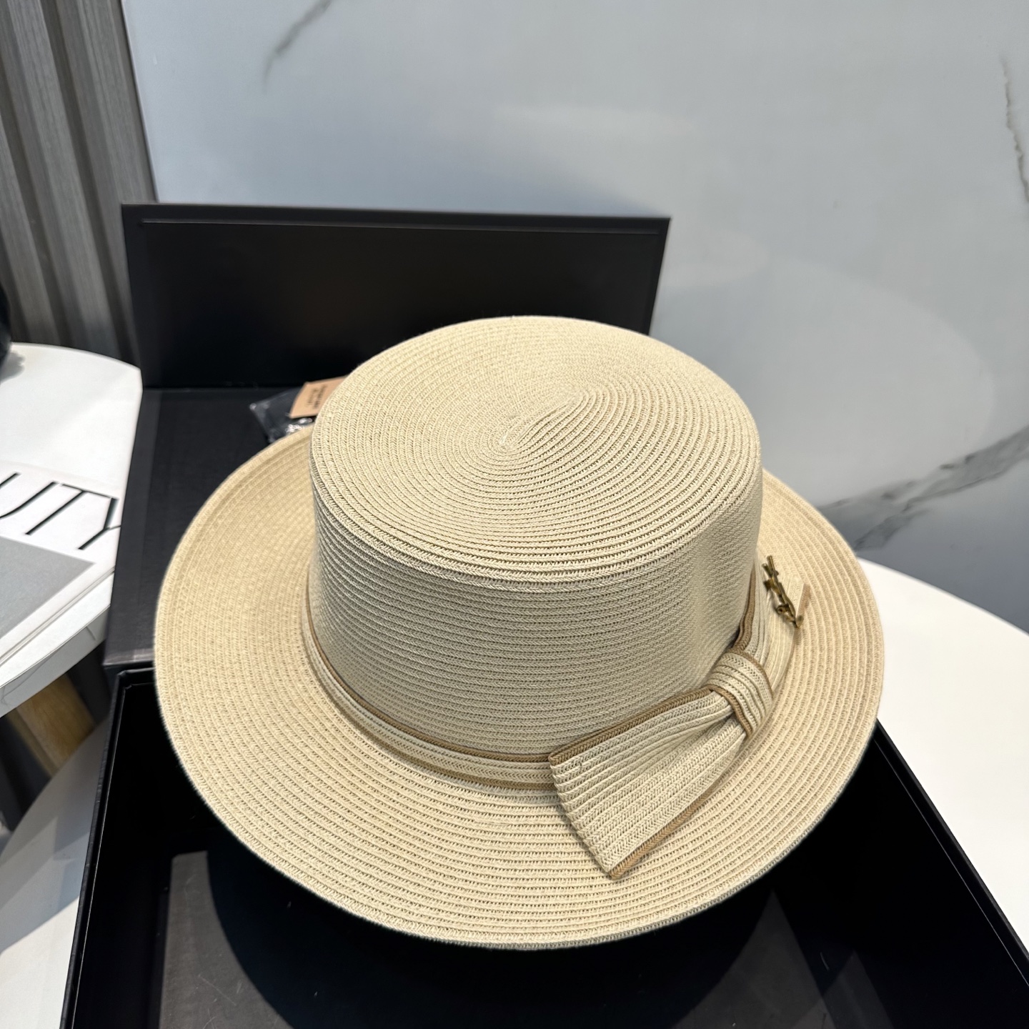
香奈儿 2025新款平顶草帽，高级定制，名媛风，细节待上，夏季防晒防紫外线，出行必备，百搭好看