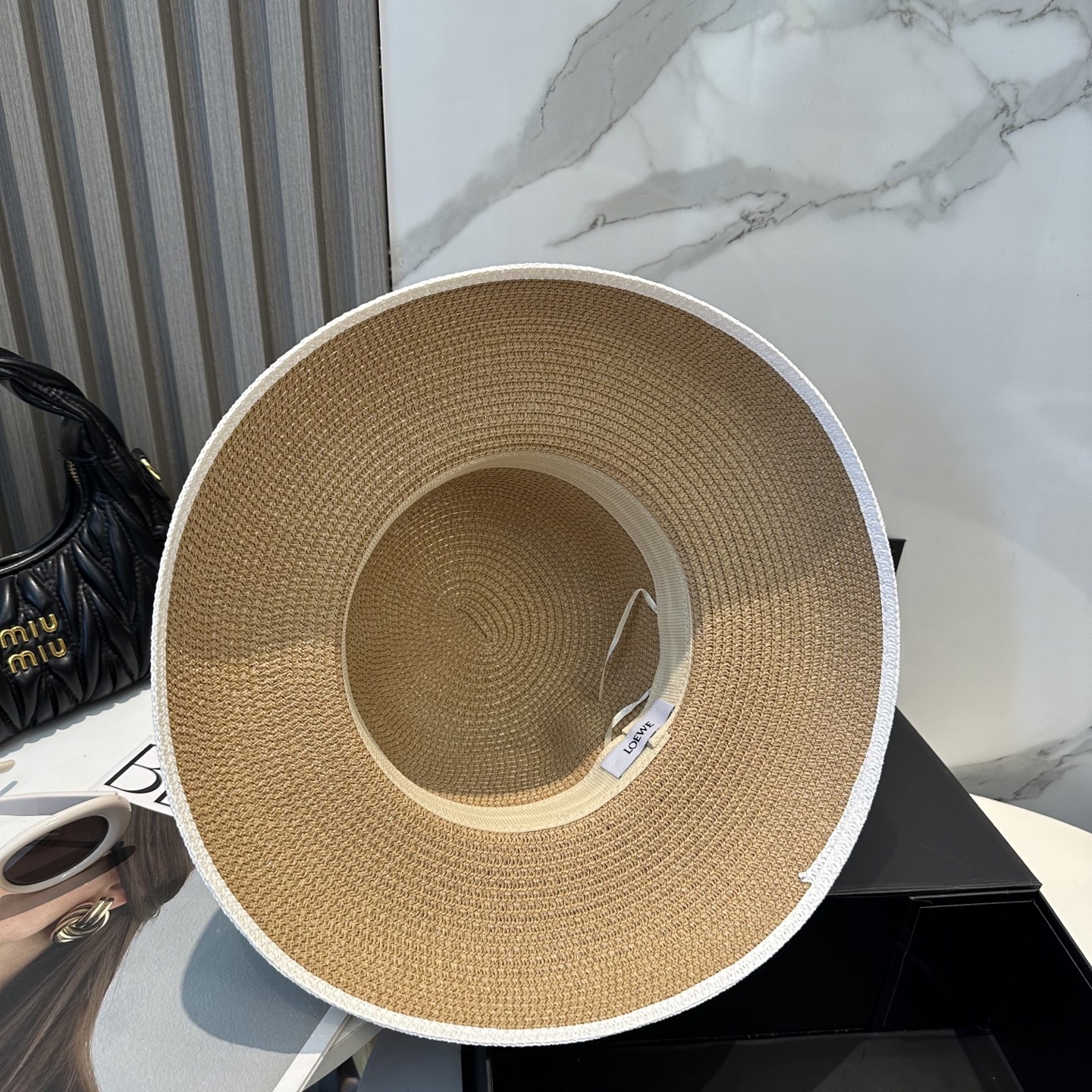  💛配防尘袋  LOEWE罗意威】2025新款草编大牌织带编织草帽，度假休闲必备，优雅大方的一款