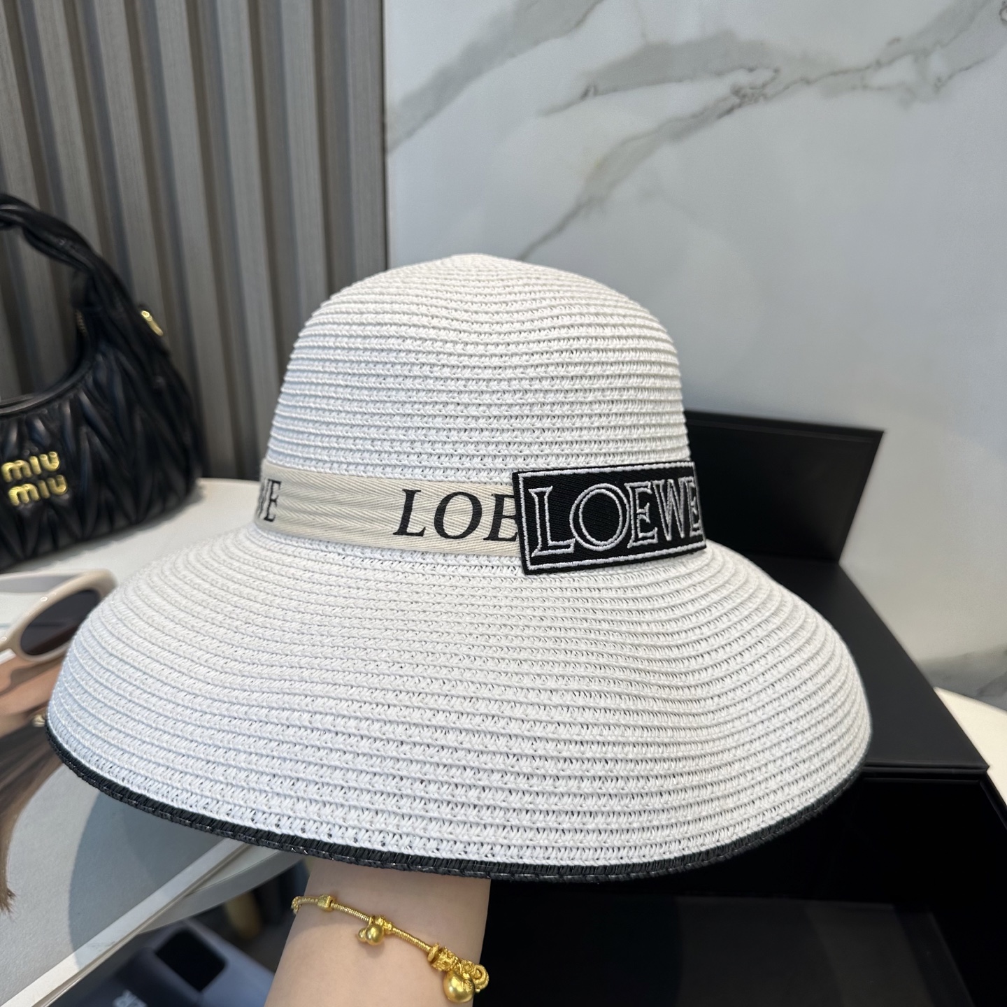  💛配防尘袋  LOEWE罗意威】2025新款草编大牌织带编织草帽，度假休闲必备，优雅大方的一款
