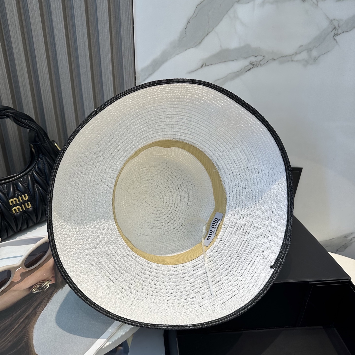  💛配防尘袋  LOEWE罗意威】2025新款草编大牌织带编织草帽，度假休闲必备，优雅大方的一款