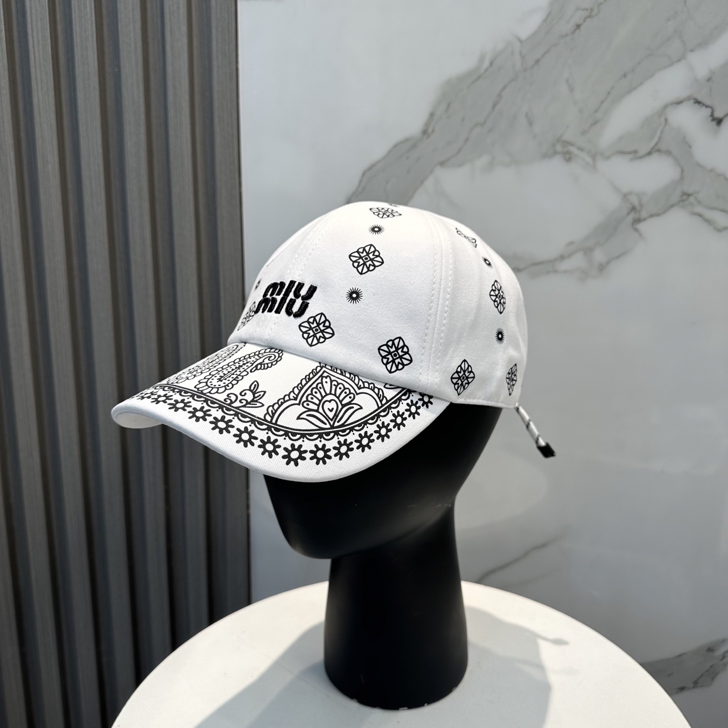 💛配防尘袋【MIUM缪缪】2025新款度假风大沿渔夫帽,🔆百搭日常款~出街必备