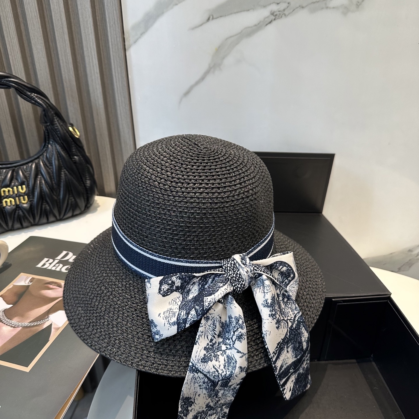 【DIOR迪奥】爆款织带草编草帽礼帽🤩细节控，简约大方，百搭单品～出街首选，新款帽型超美腻