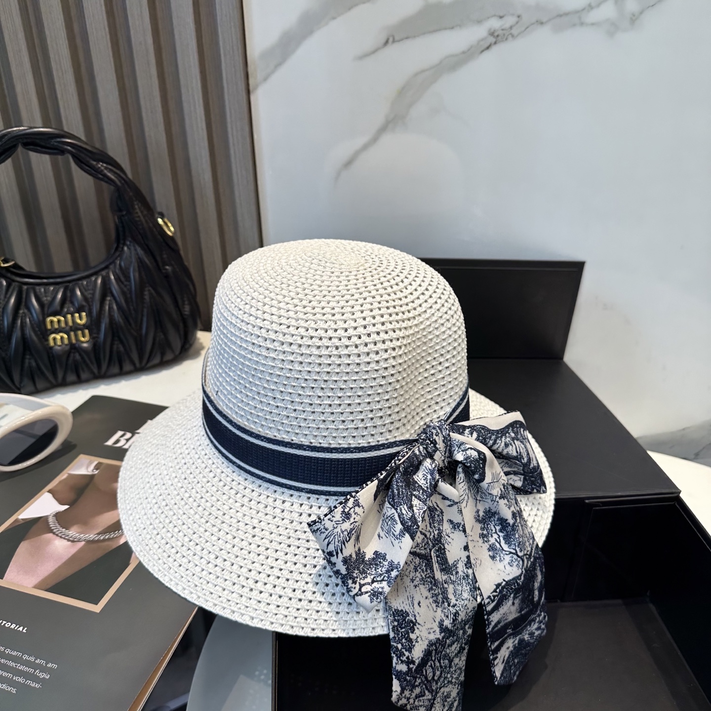 【DIOR迪奥】爆款织带草编草帽礼帽🤩细节控，简约大方，百搭单品～出街首选，新款帽型超美腻