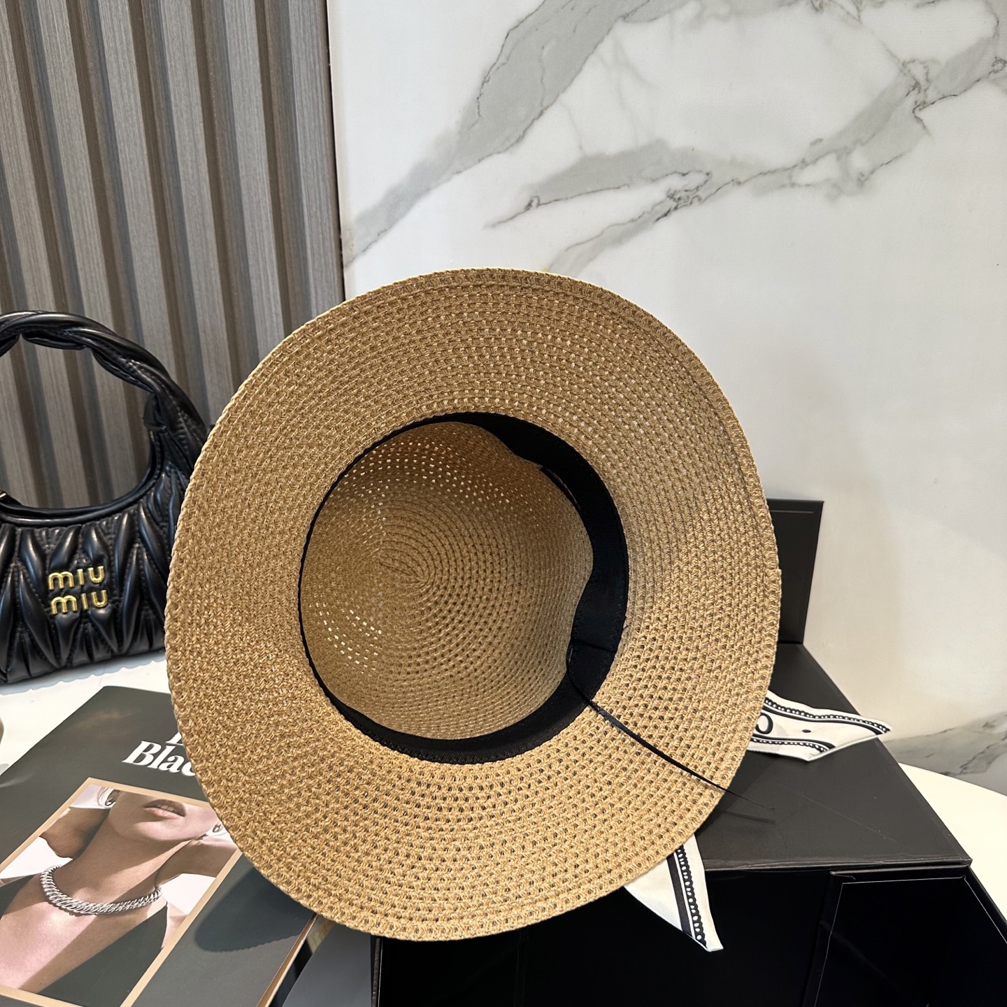 【DIOR迪奥】爆款织带草编草帽礼帽🤩细节控，简约大方，百搭单品～出街首选，新款帽型超美腻