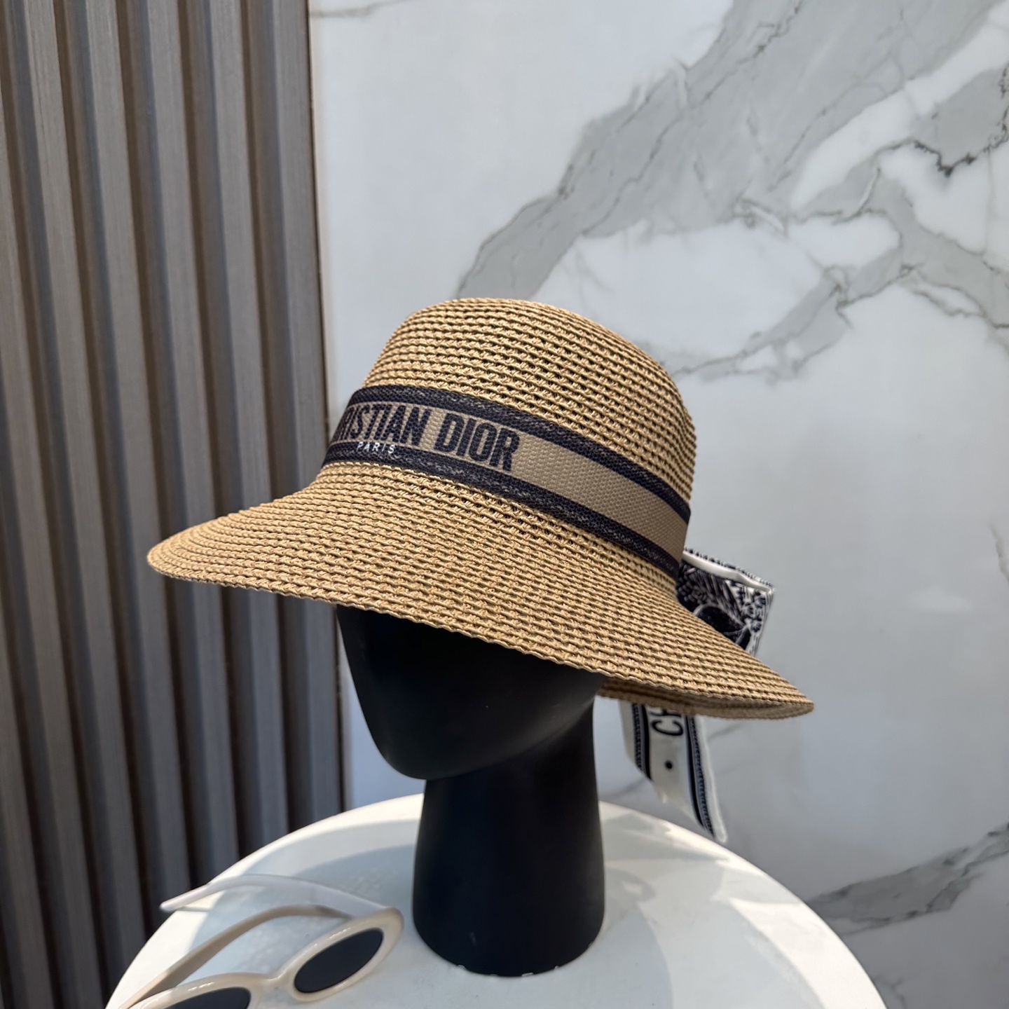 【DIOR迪奥】爆款织带草编草帽礼帽🤩细节控，简约大方，百搭单品～出街首选，新款帽型超美腻