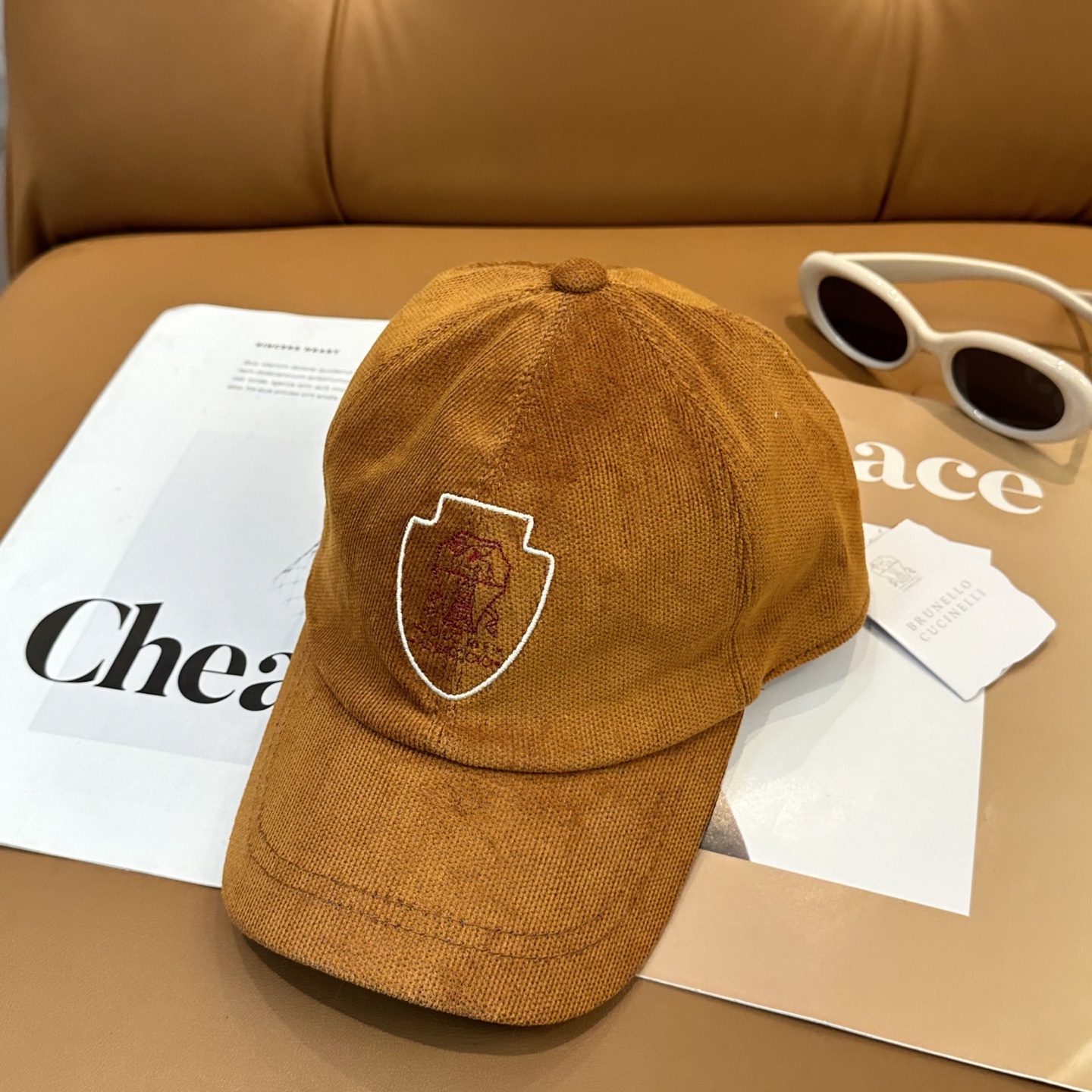 brunello cucinelli布鲁内洛 •库奇内利 专柜新款高版本皮绒棒球帽，大牌同步，超好出货！