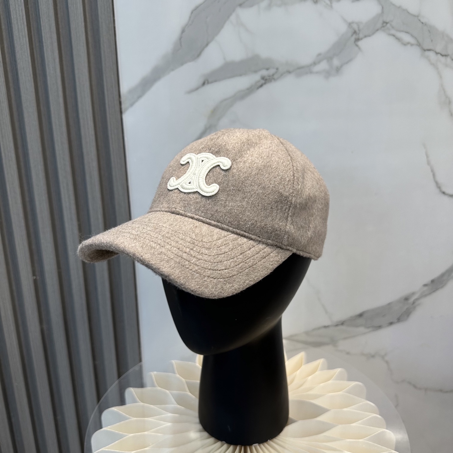 赛琳 秋冬新款羊绒毛棒球帽 简约爆款，大牌同步，超好搭配，出货！