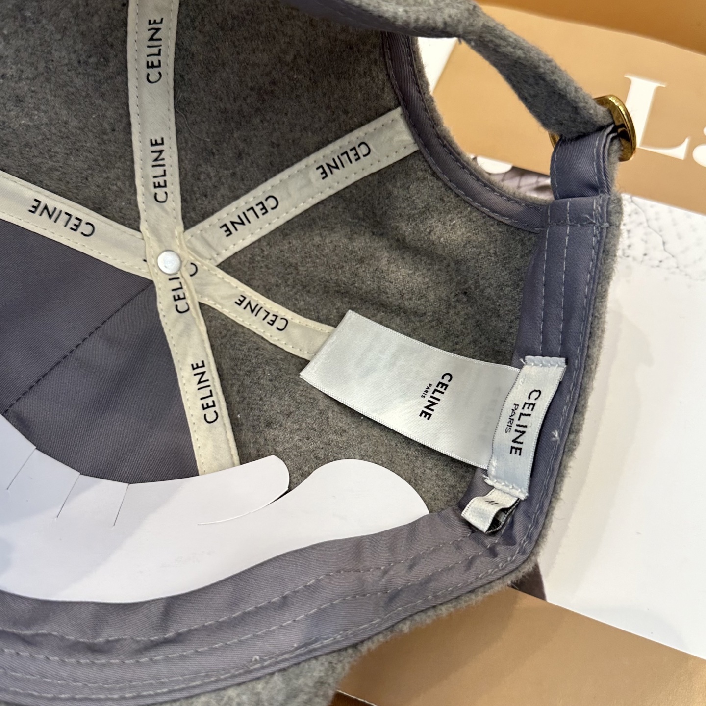 赛琳 秋冬新款羊绒毛棒球帽 简约爆款，大牌同步，超好搭配，出货！