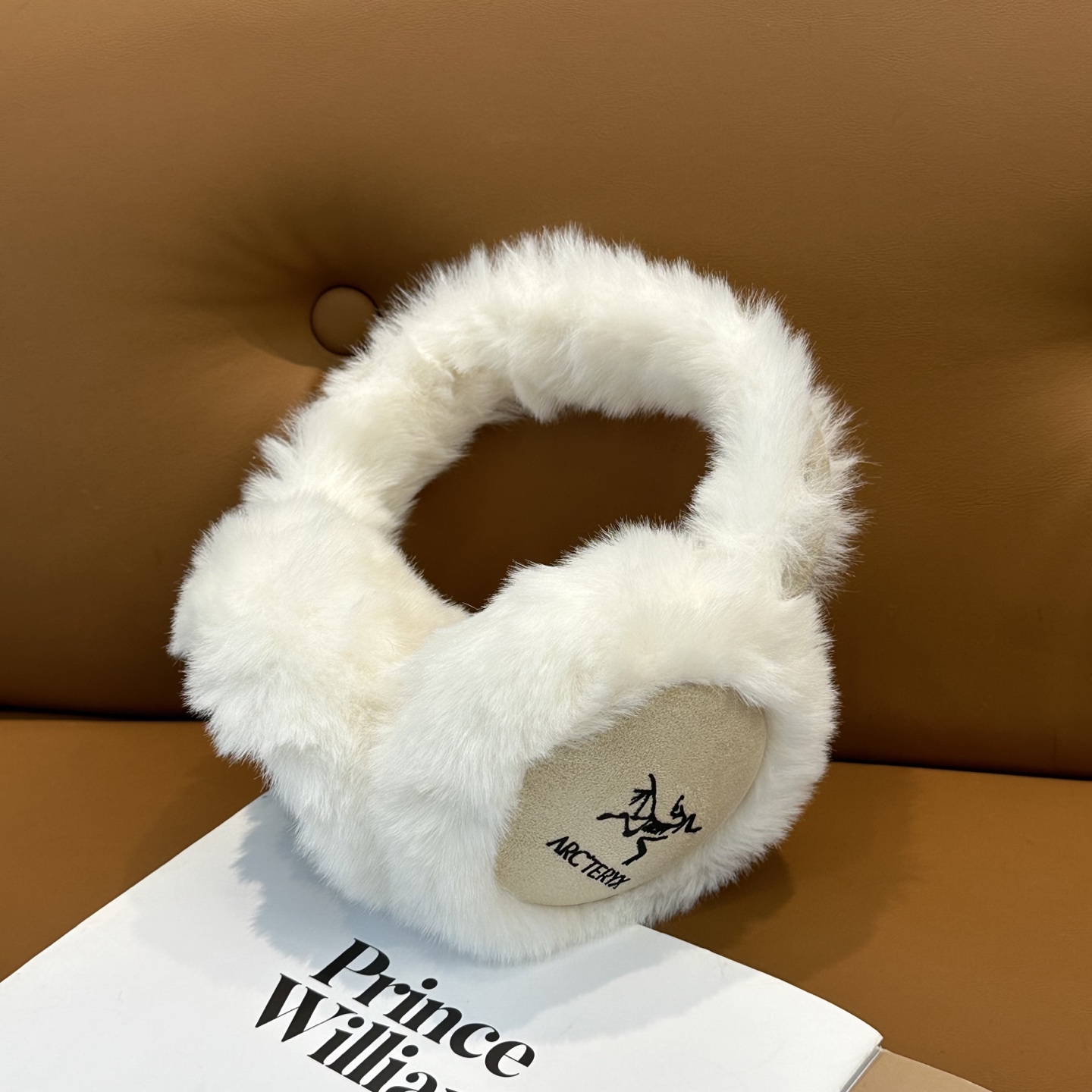 始祖鸟 滑雪耳罩🌈疯狂打call值得拥有💫💕人间白富美必备滑雪日常凹造型简直太赞了保暖打气物件高颜值 五