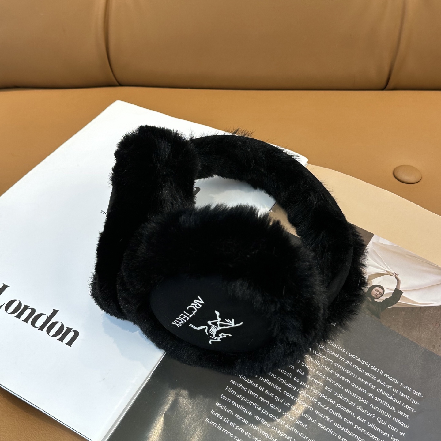 始祖鸟 滑雪耳罩🌈疯狂打call值得拥有💫💕人间白富美必备滑雪日常凹造型简直太赞了保暖打气物件高颜值 五