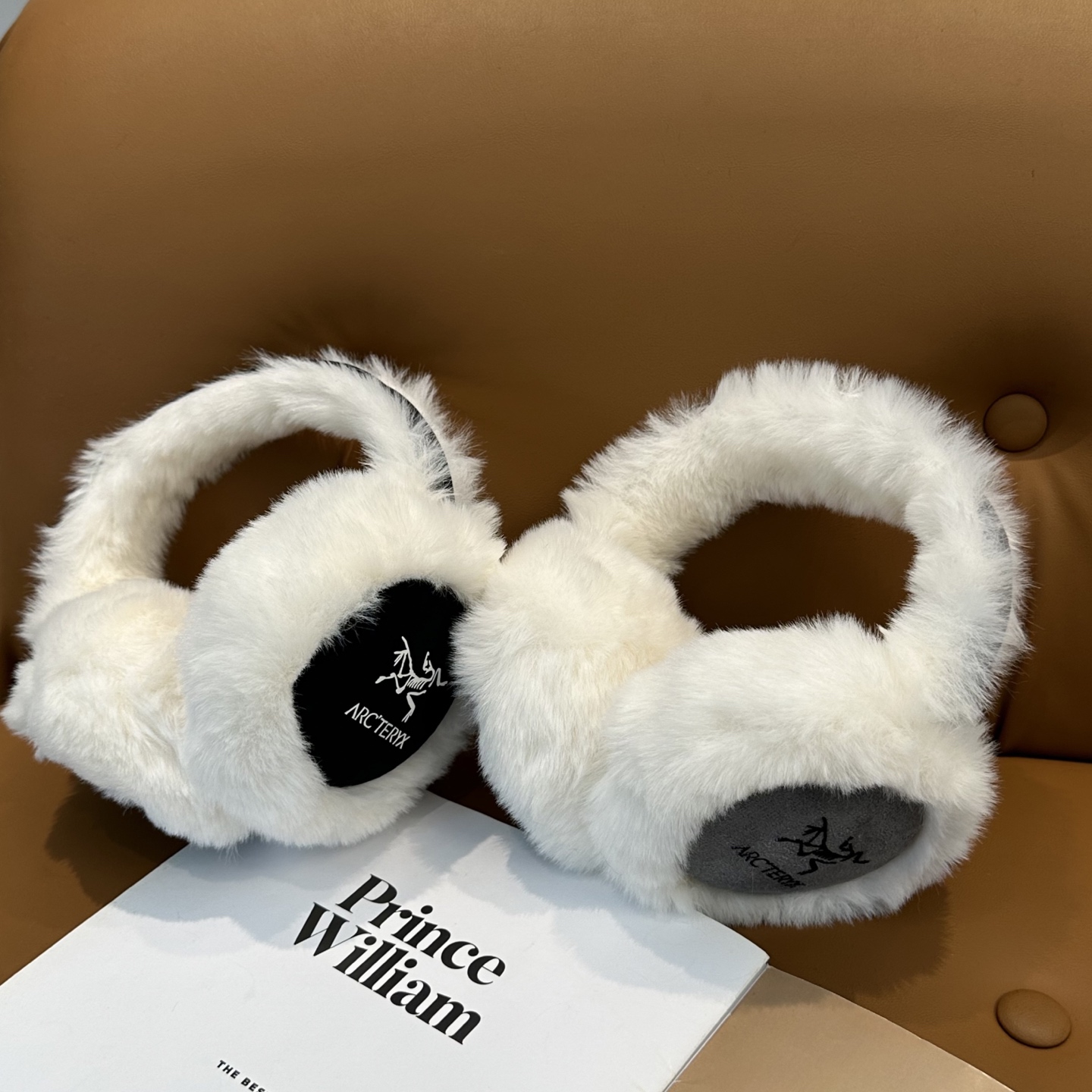 始祖鸟 滑雪耳罩🌈疯狂打call值得拥有💫💕人间白富美必备滑雪日常凹造型简直太赞了保暖打气物件高颜值 五