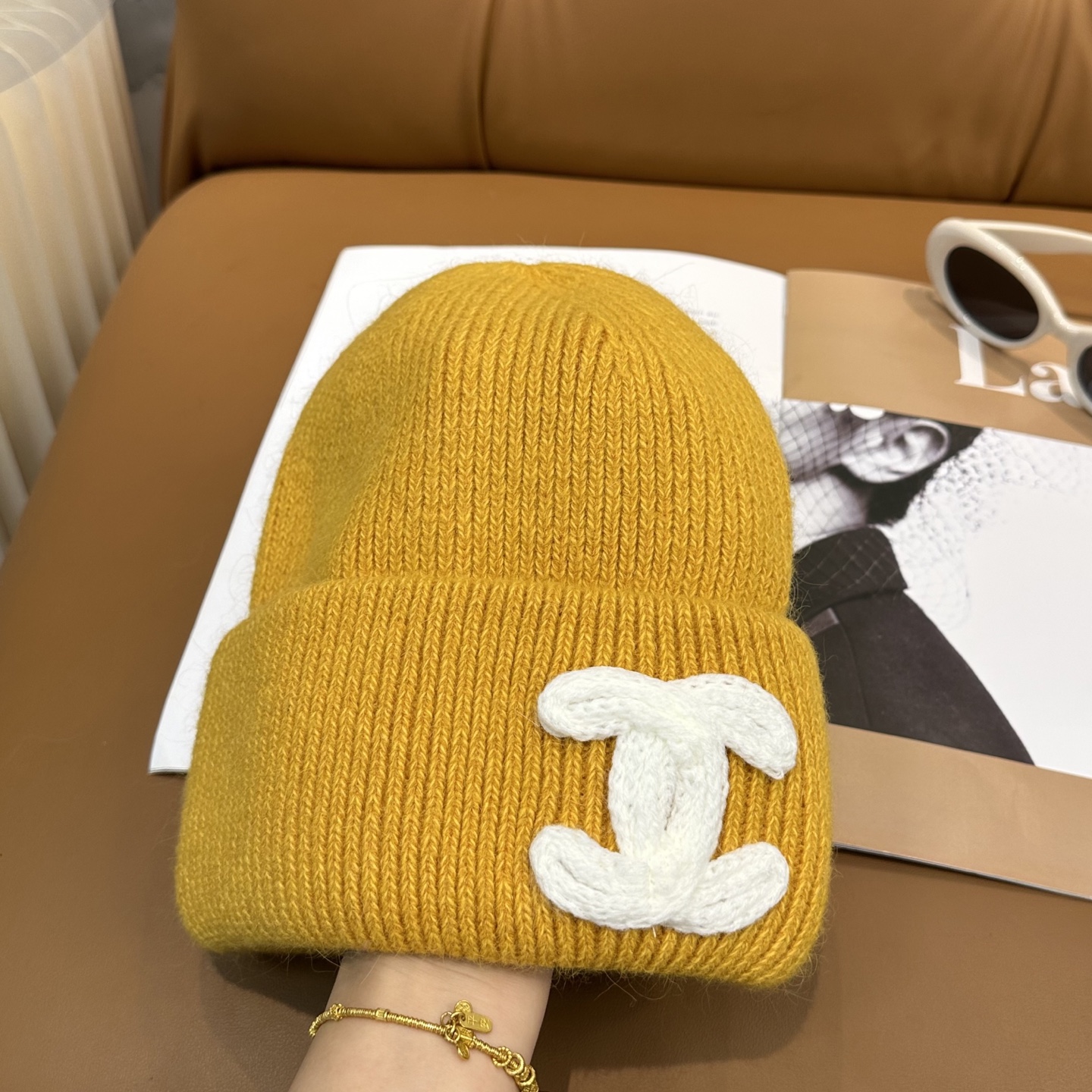 香奈儿CHANEL 小香爆款针织帽！小红书新品发布，太🉑️了，高弹面料 经典色系，男女同款哦